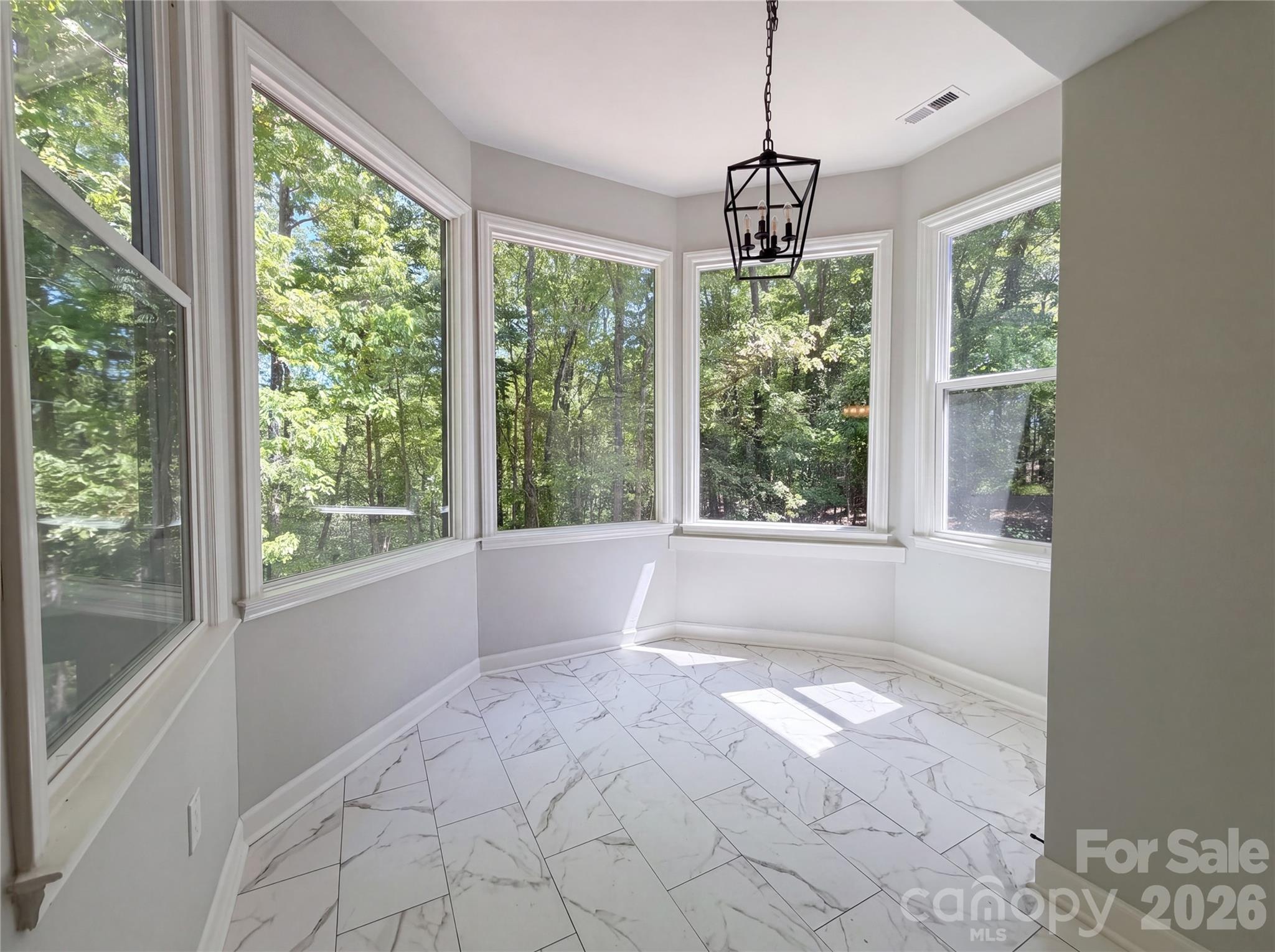 6095 Coral View Drive — Harrisburg