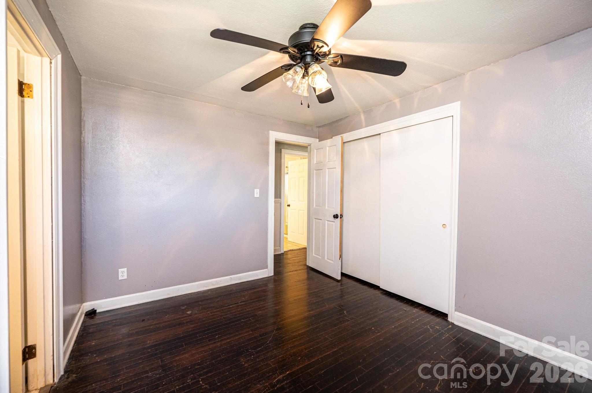 2984 Lutz Boulevard — Newton