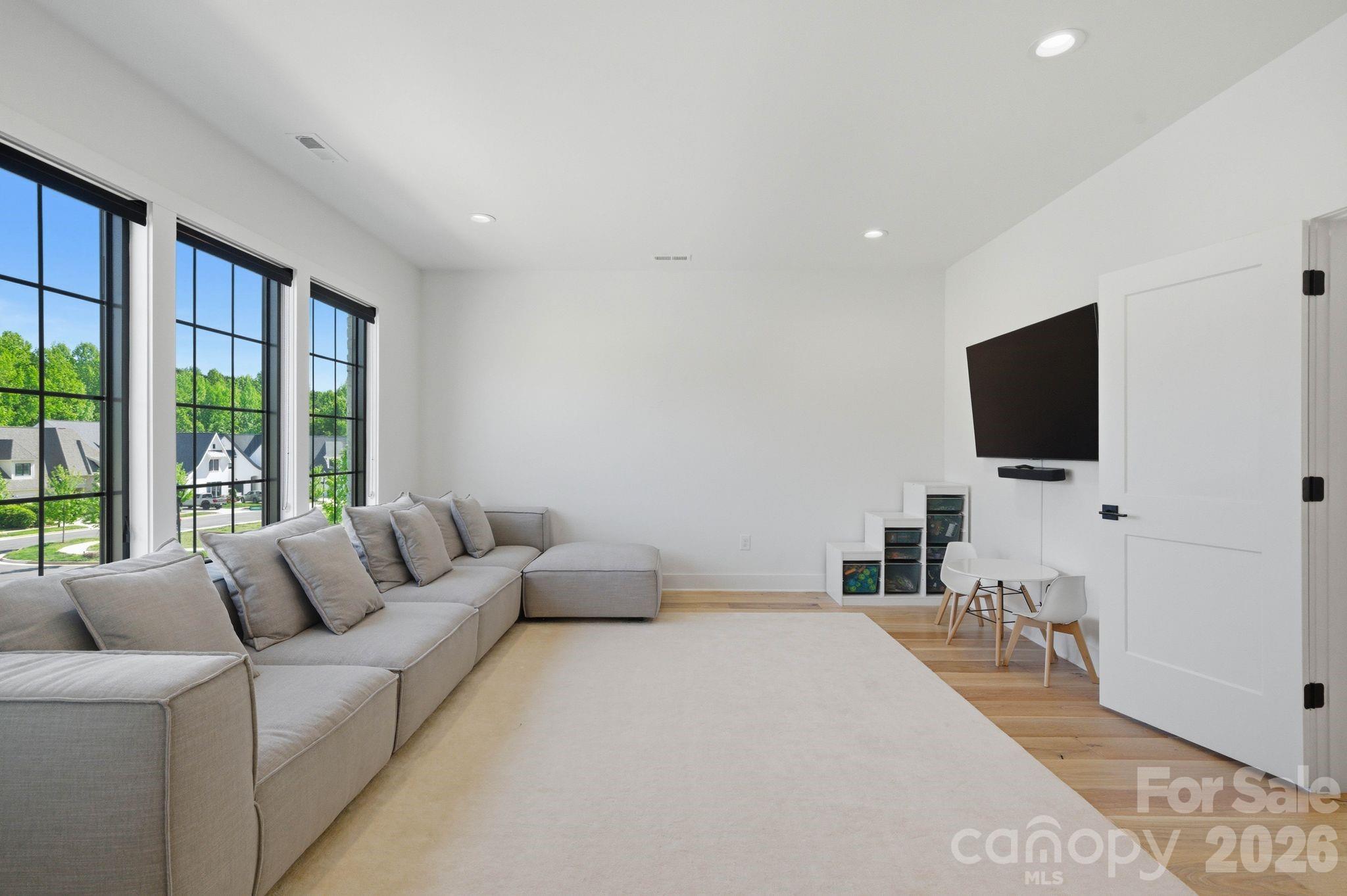 12016 Cambridge Square Drive — Cornelius