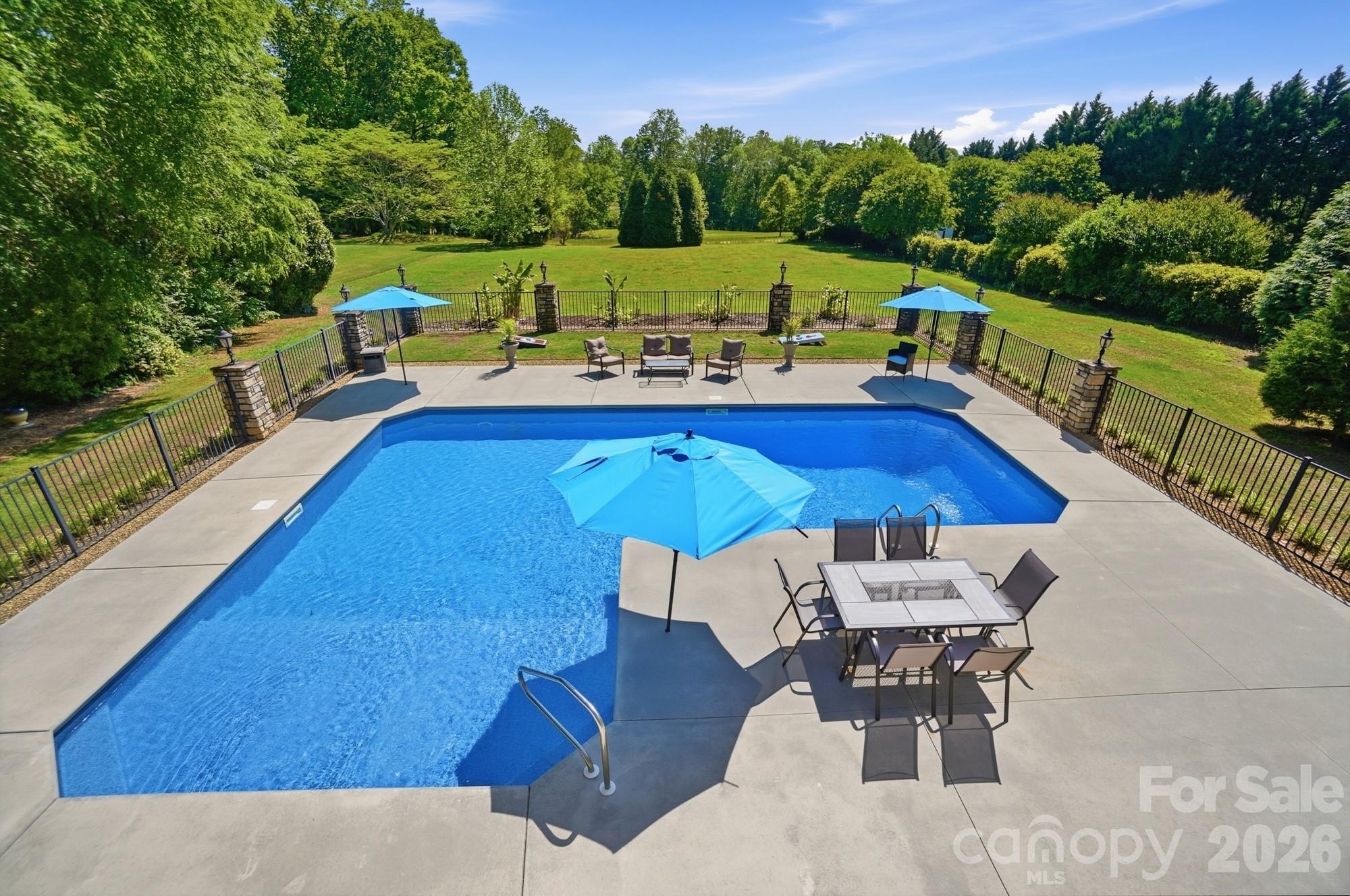 159 Riverchase Lane — Mooresville