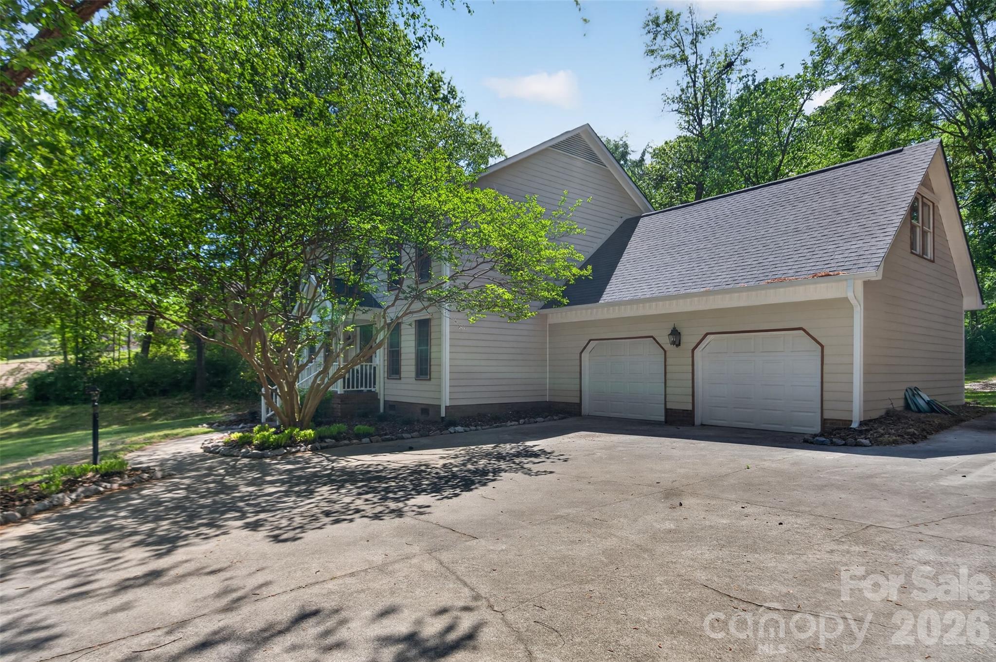 1507 Dennbriar Drive NW — Concord