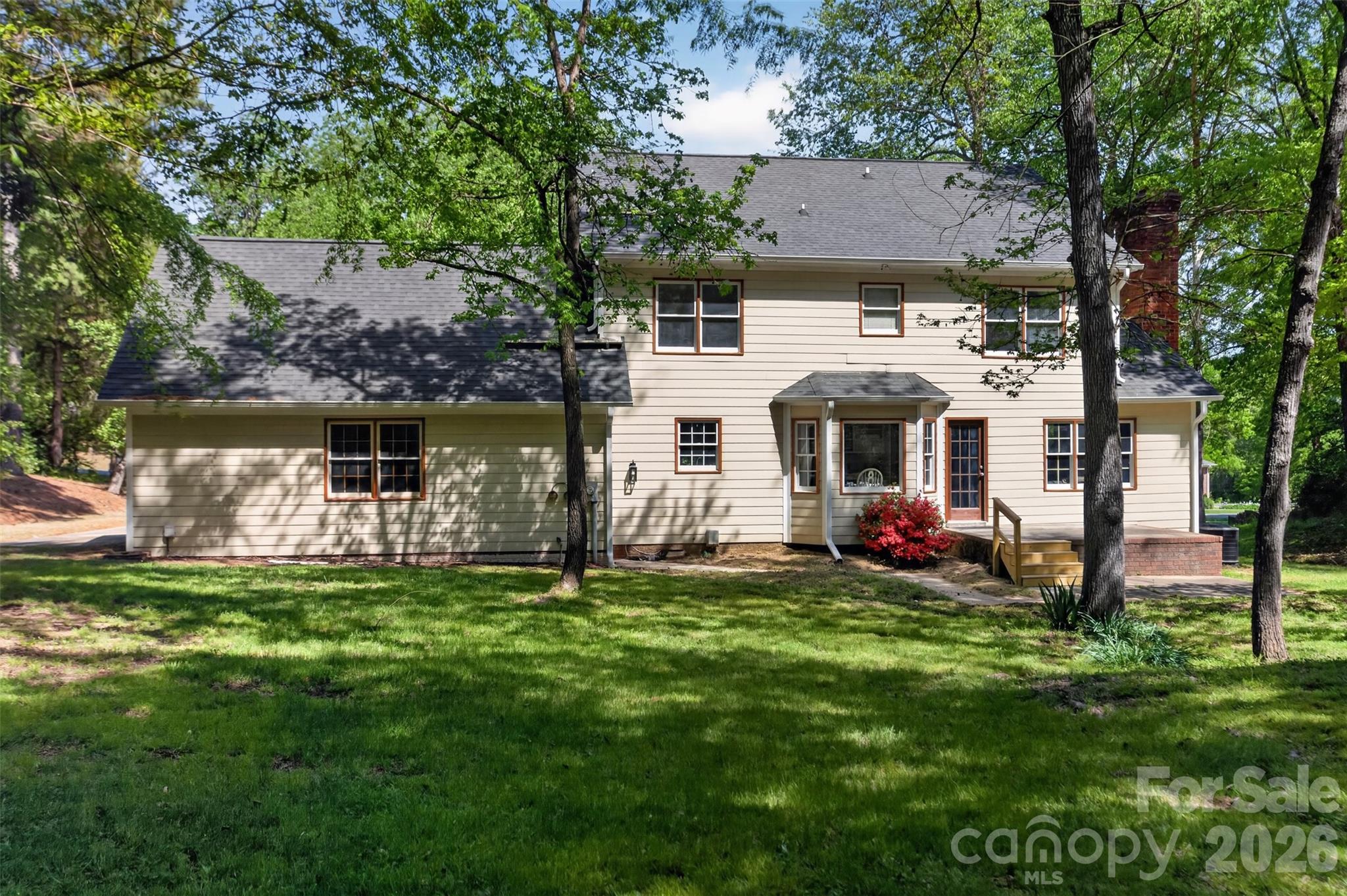 1507 Dennbriar Drive NW — Concord