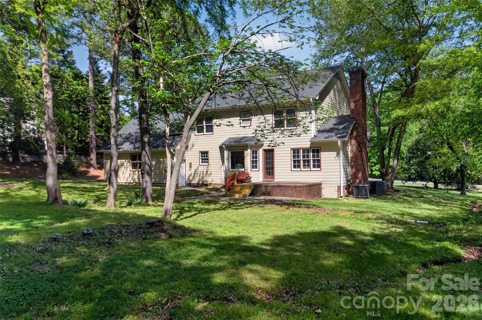 1507 Dennbriar Drive NW — Concord