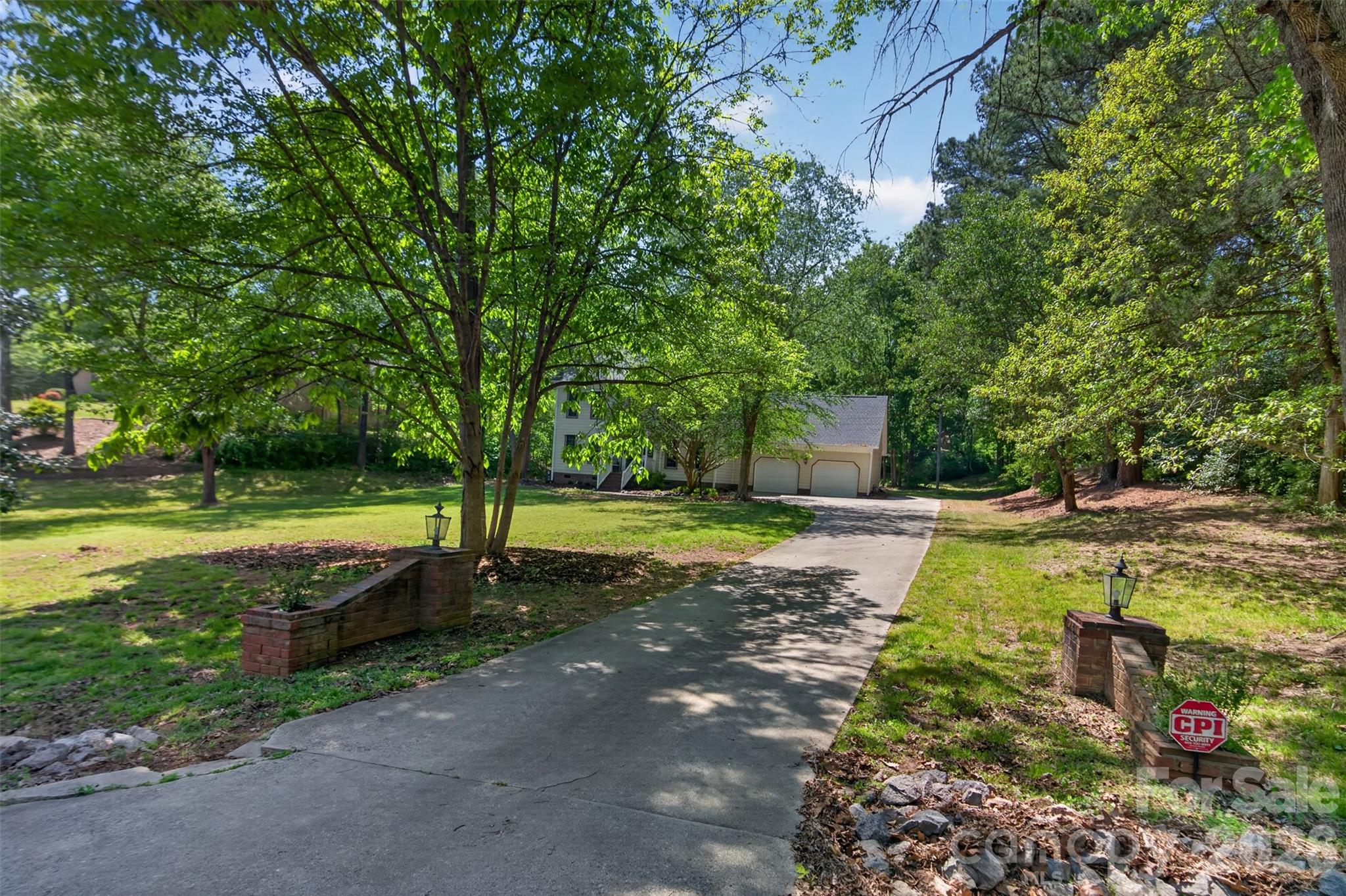 1507 Dennbriar Drive NW — Concord