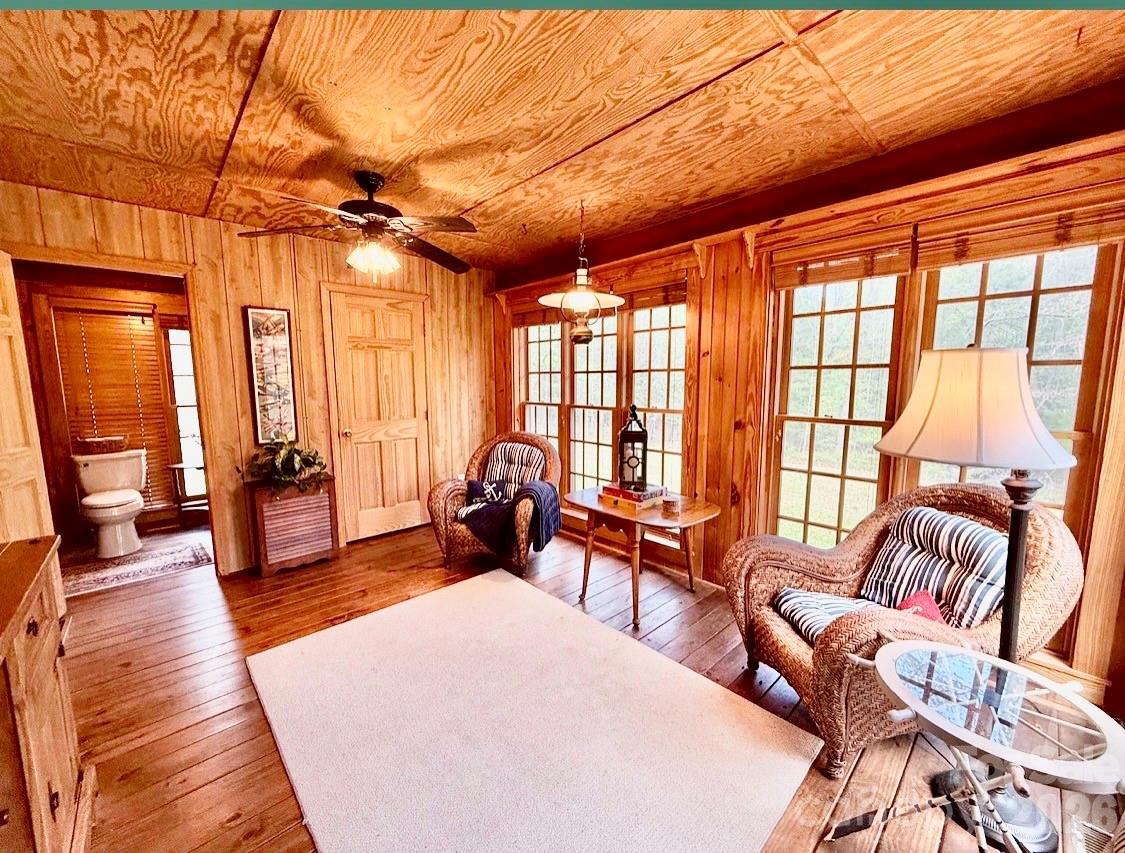 57 Club Lane — Winnsboro
