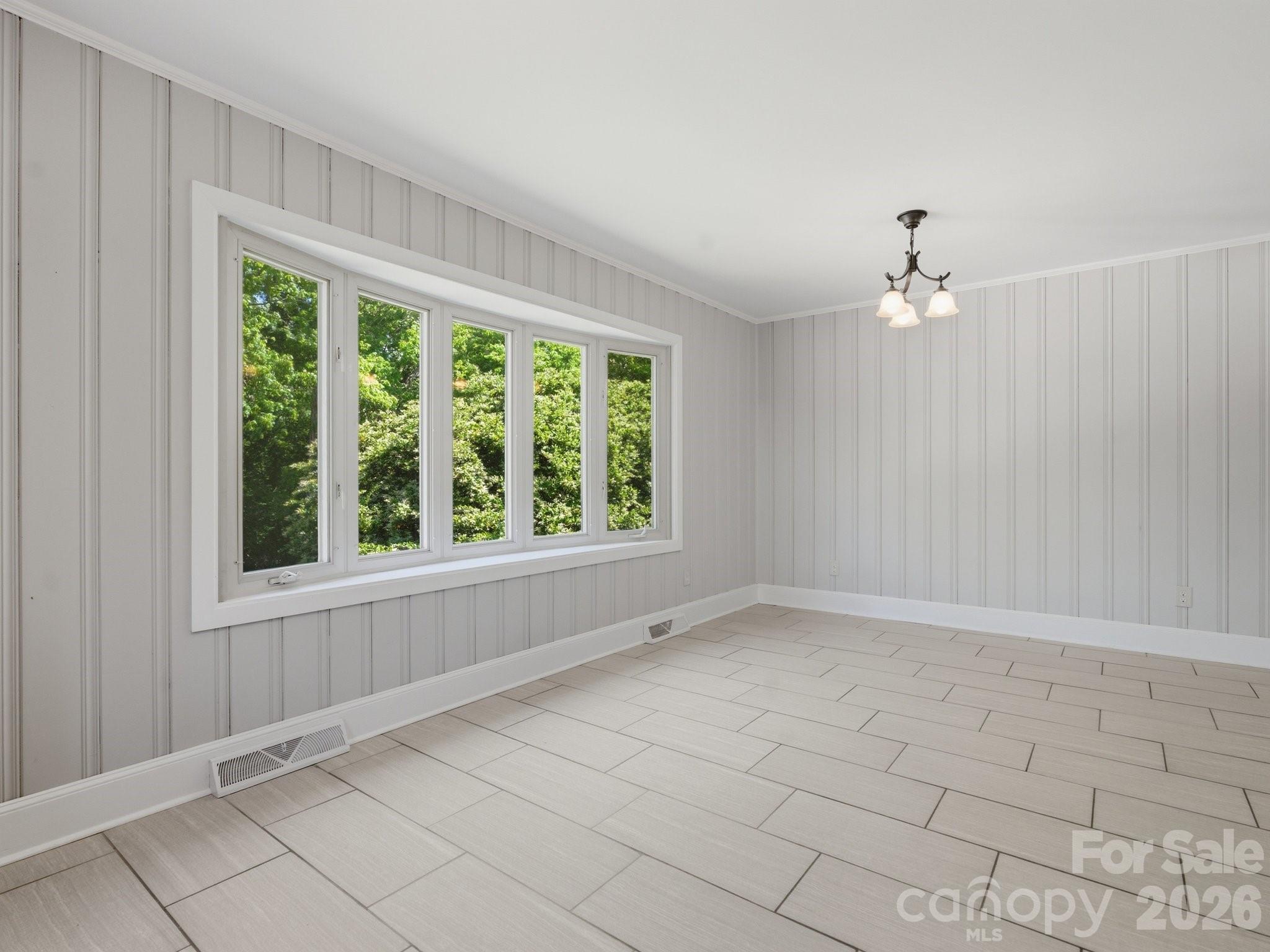 7401 Woodstream Drive — Charlotte