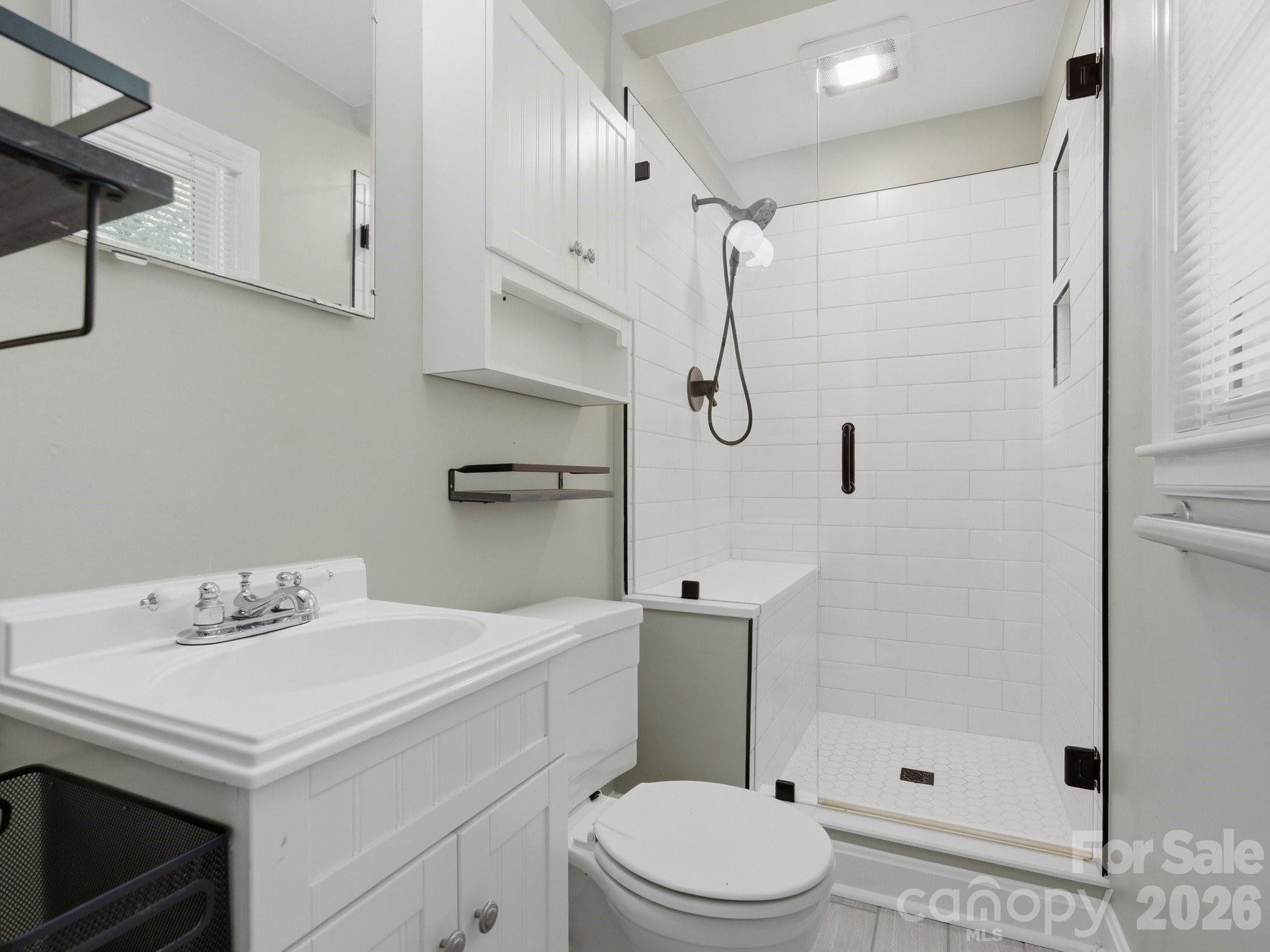 7401 Woodstream Drive — Charlotte