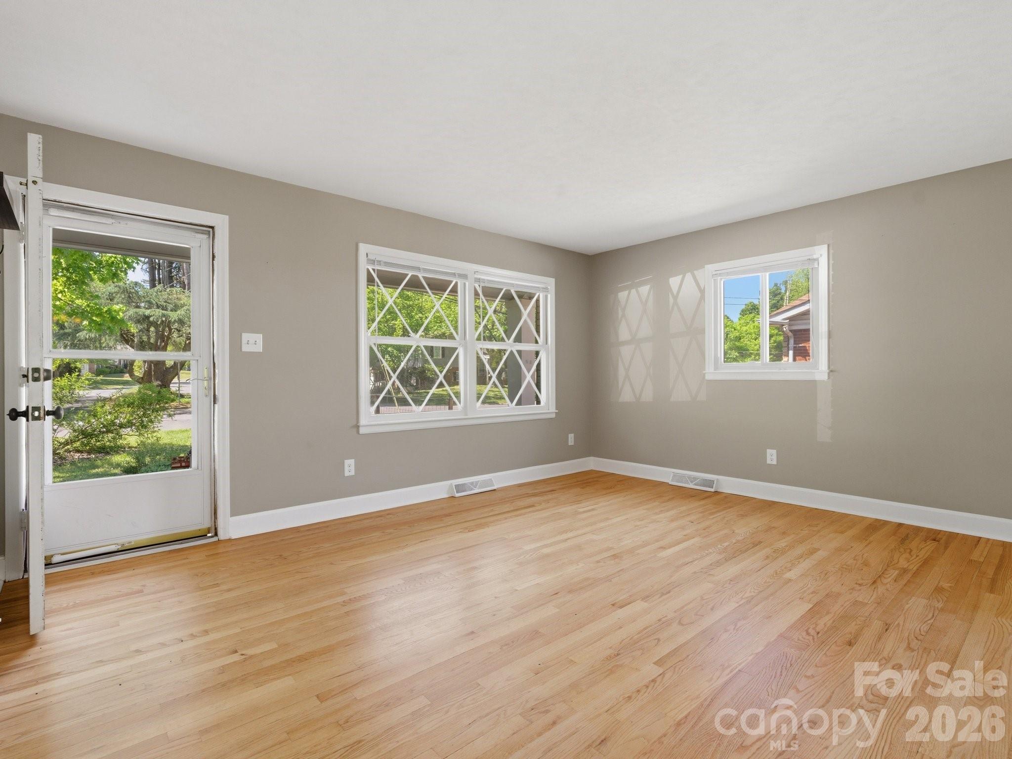 7401 Woodstream Drive — Charlotte