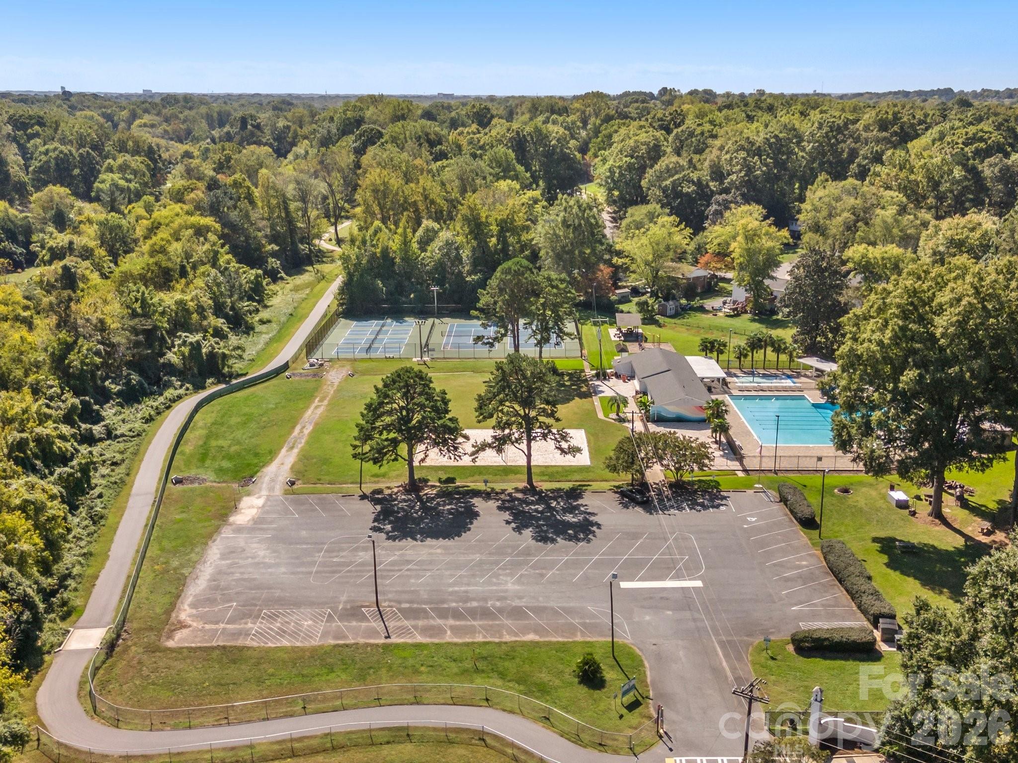 7401 Woodstream Drive — Charlotte