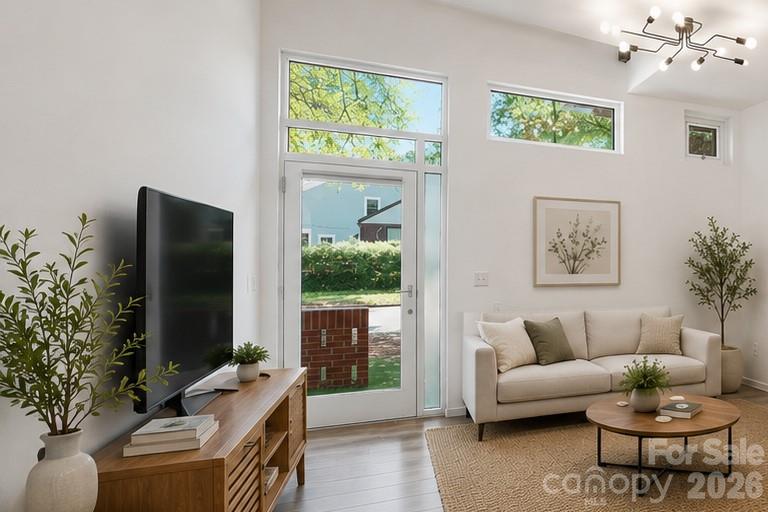 2088 Euclid Avenue — Charlotte