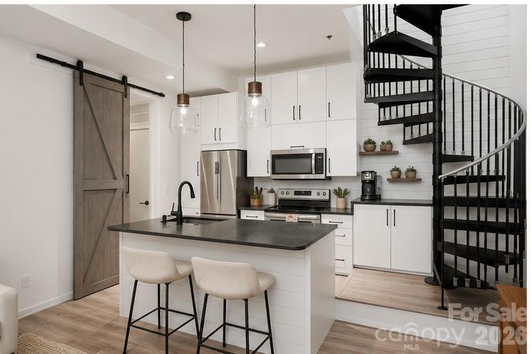 2088 Euclid Avenue — Charlotte