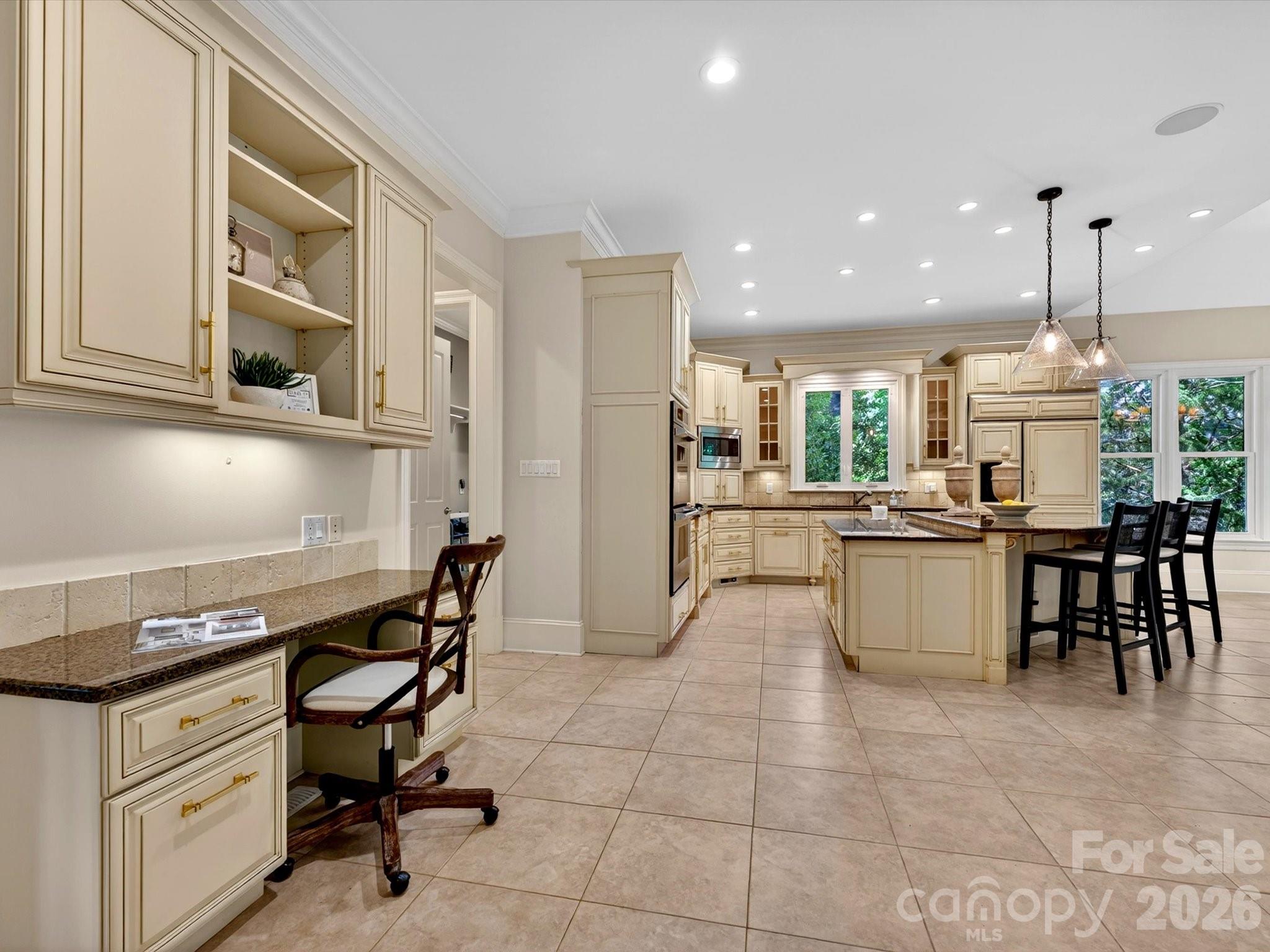 7510 Seton House Lane — Charlotte