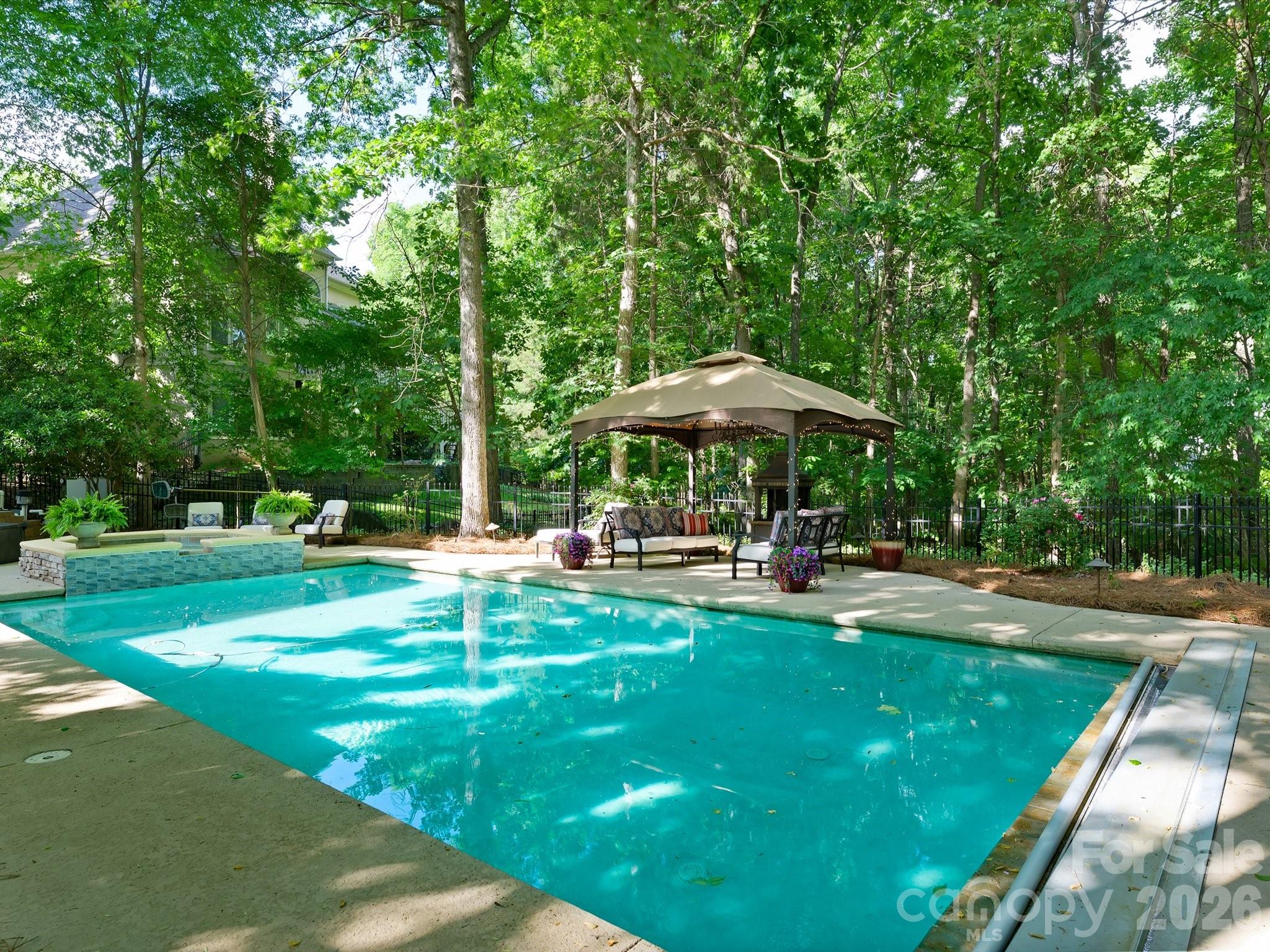 7510 Seton House Lane — Charlotte