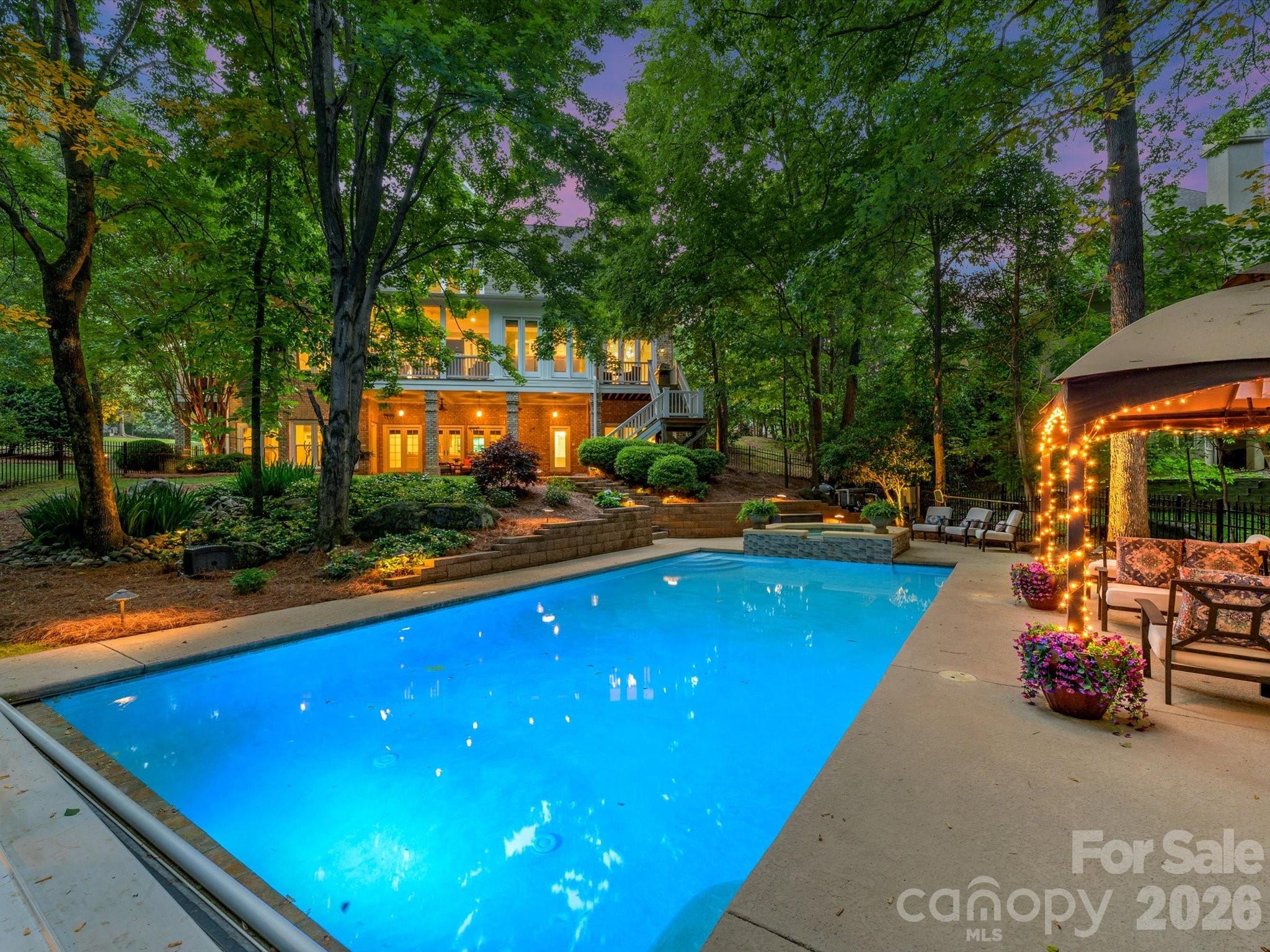 7510 Seton House Lane — Charlotte