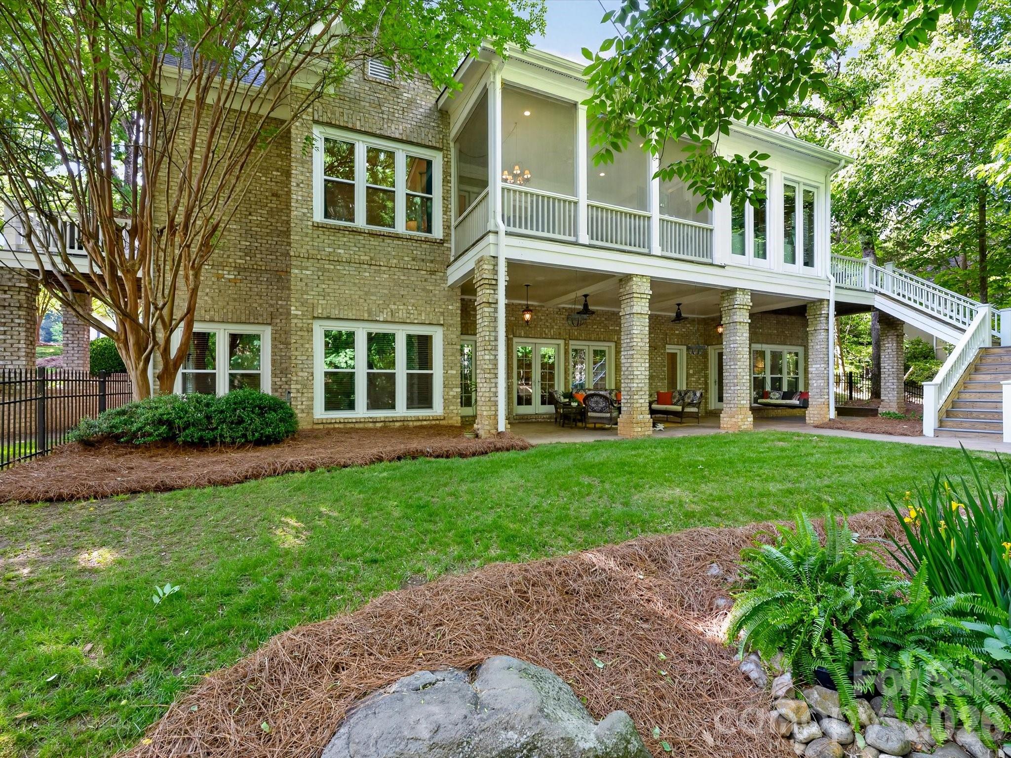 7510 Seton House Lane — Charlotte