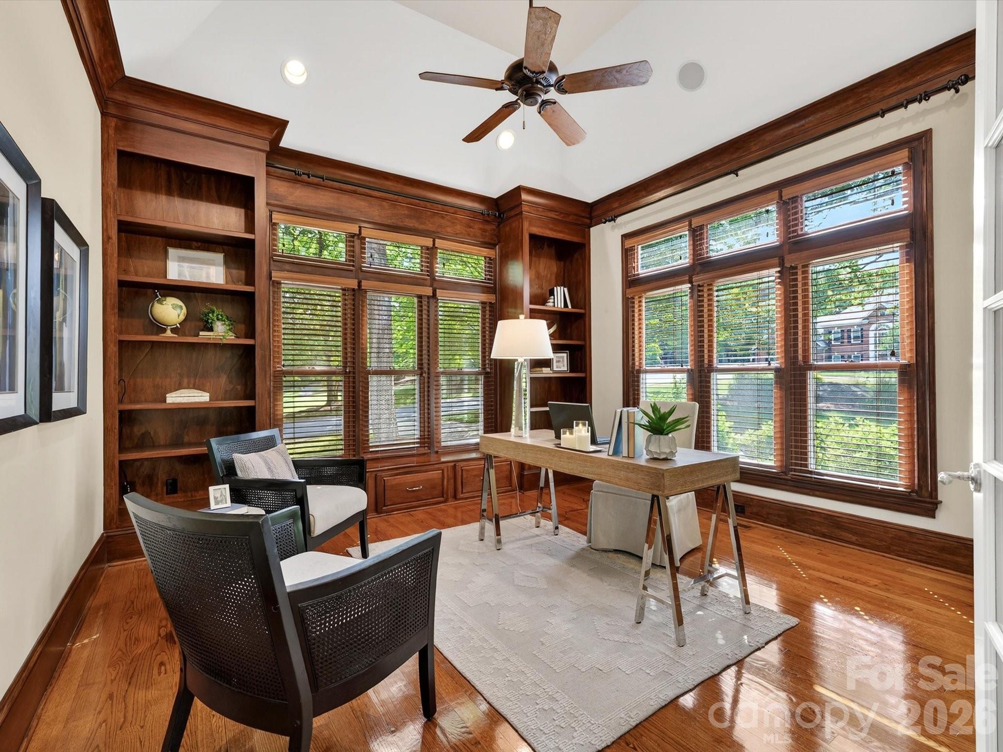 7510 Seton House Lane — Charlotte