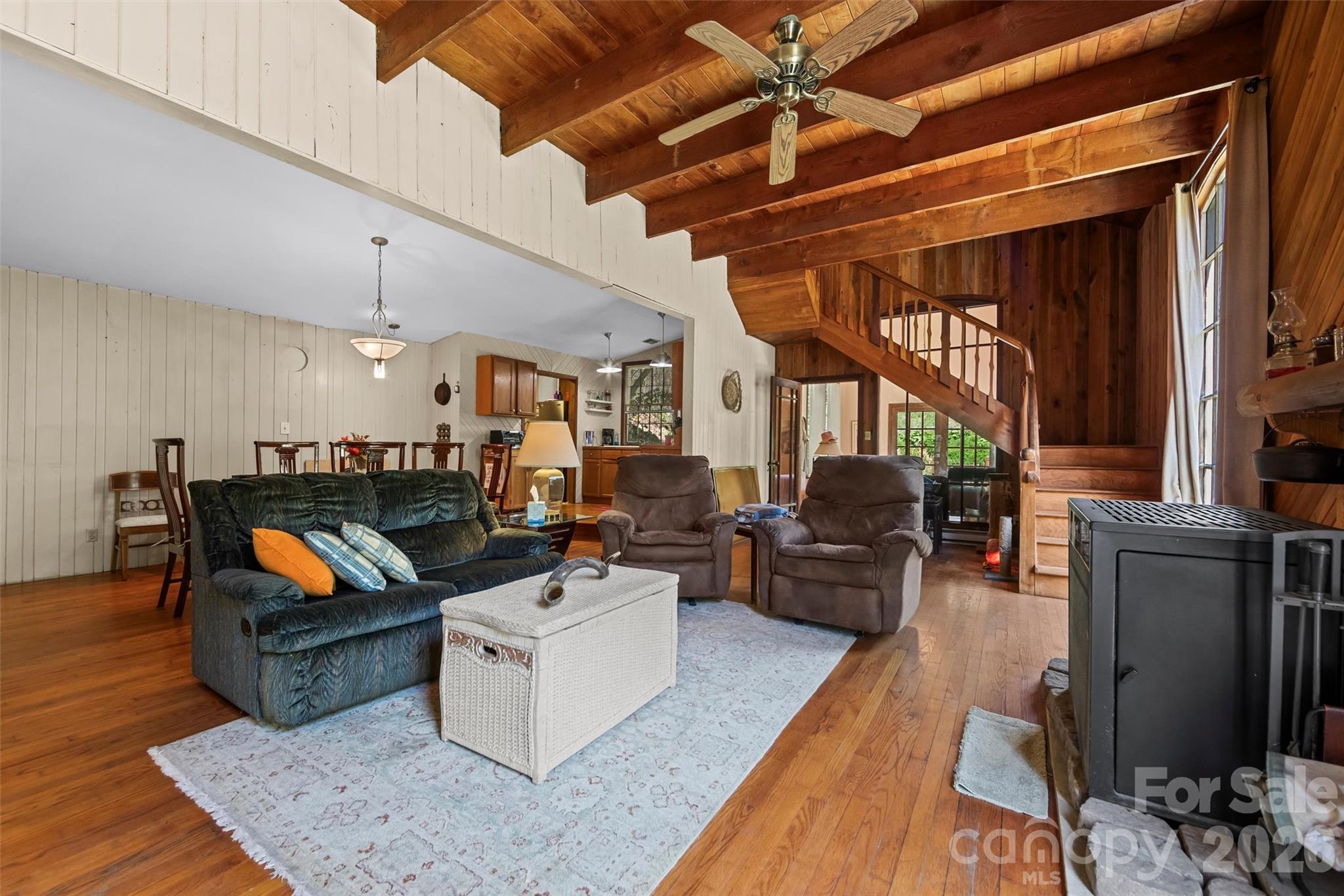 1717 Howard Moore Road — Hot Springs