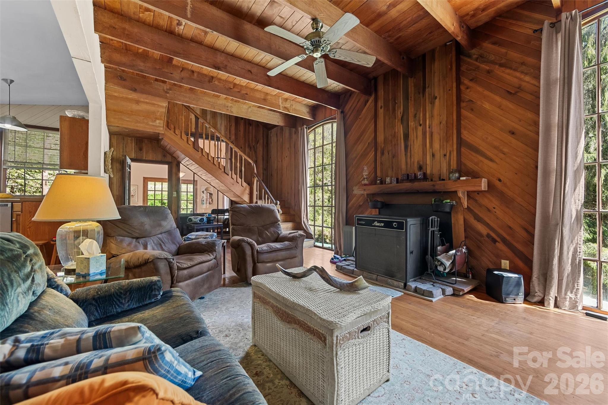 1717 Howard Moore Road — Hot Springs