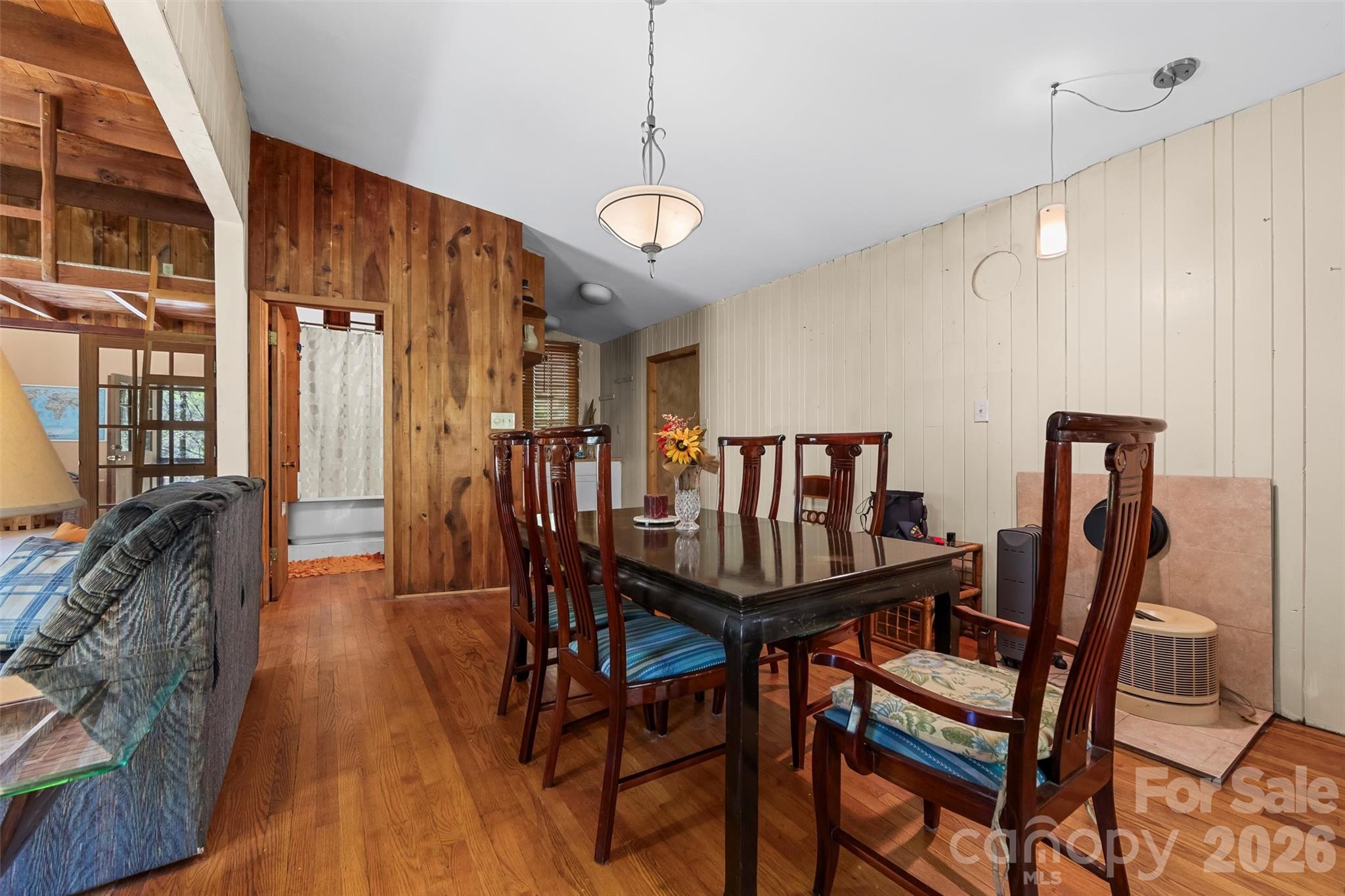 1717 Howard Moore Road — Hot Springs