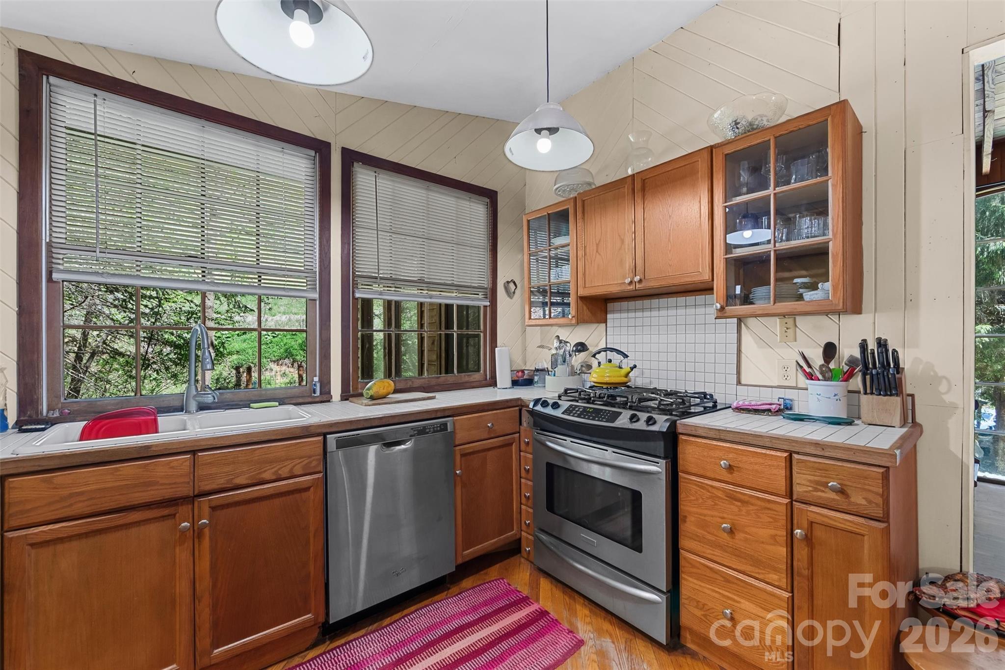 1717 Howard Moore Road — Hot Springs