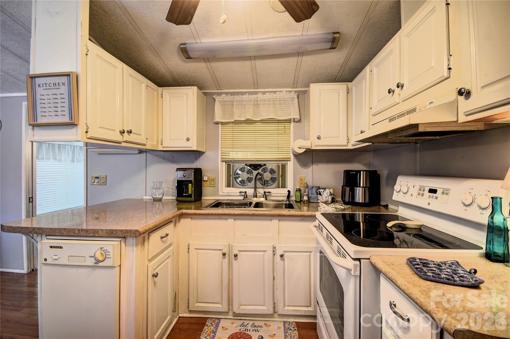 91 Mallard Loop — Waynesville