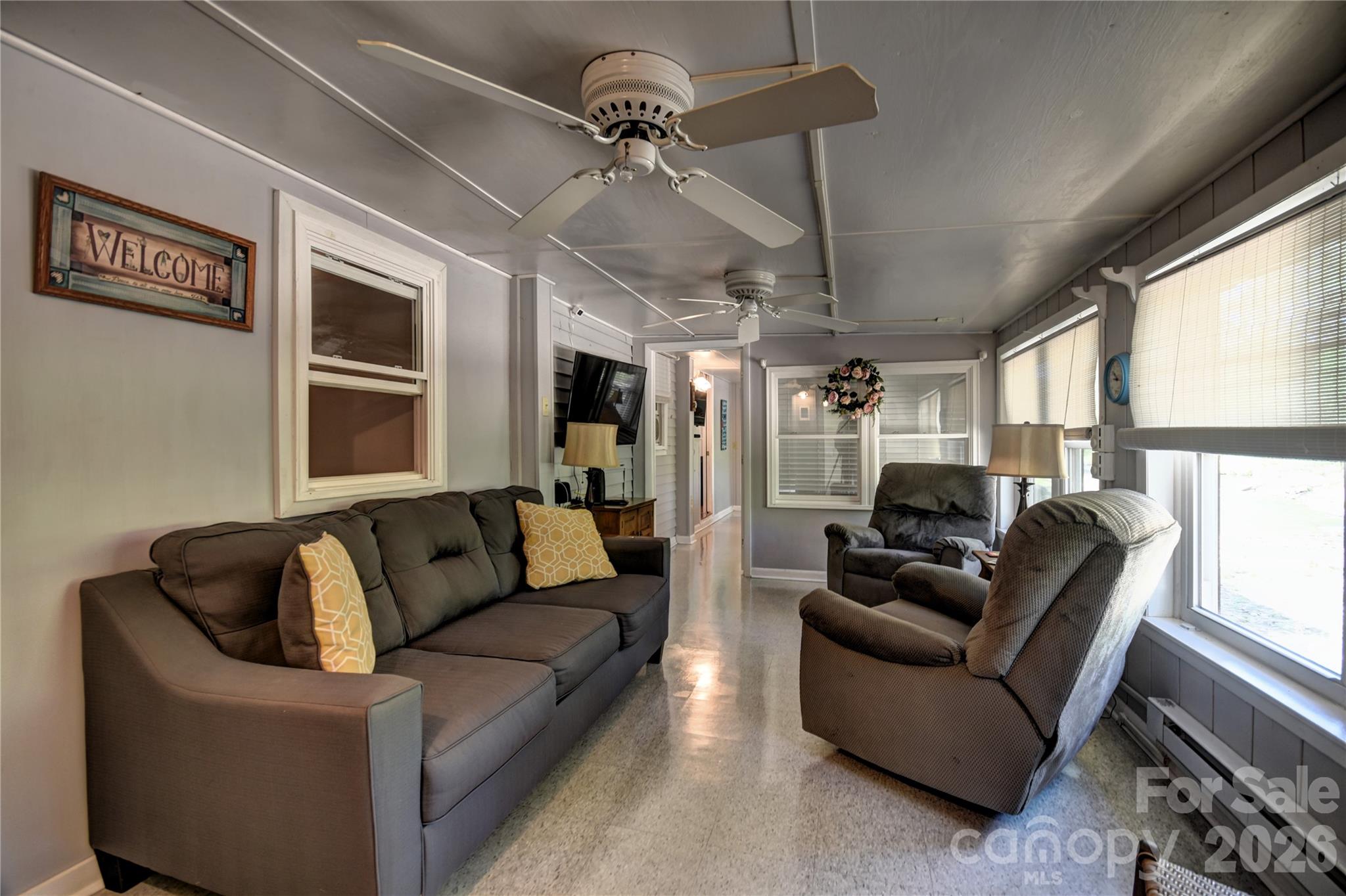 91 Mallard Loop — Waynesville