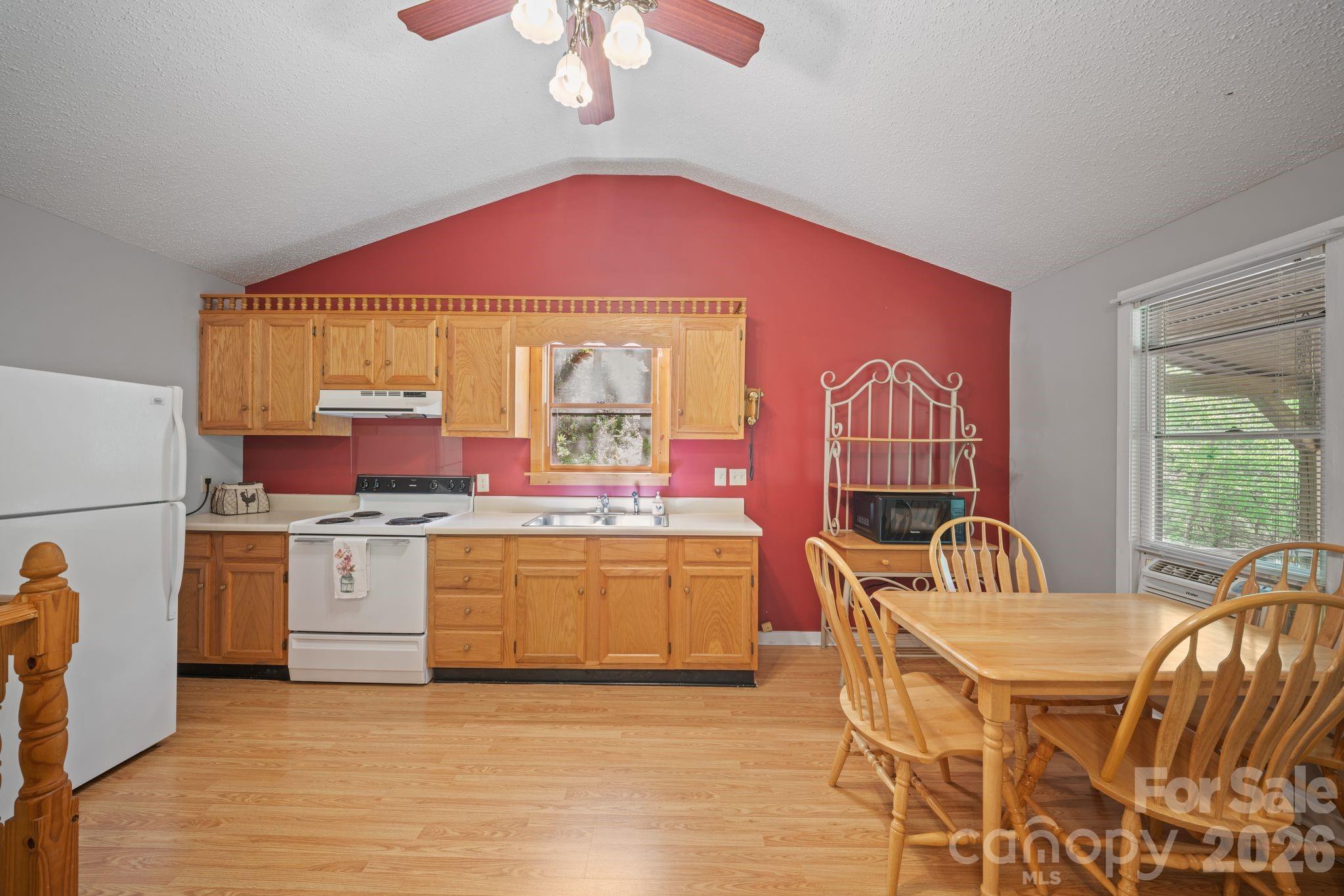 149 Greentree Lane — Canton