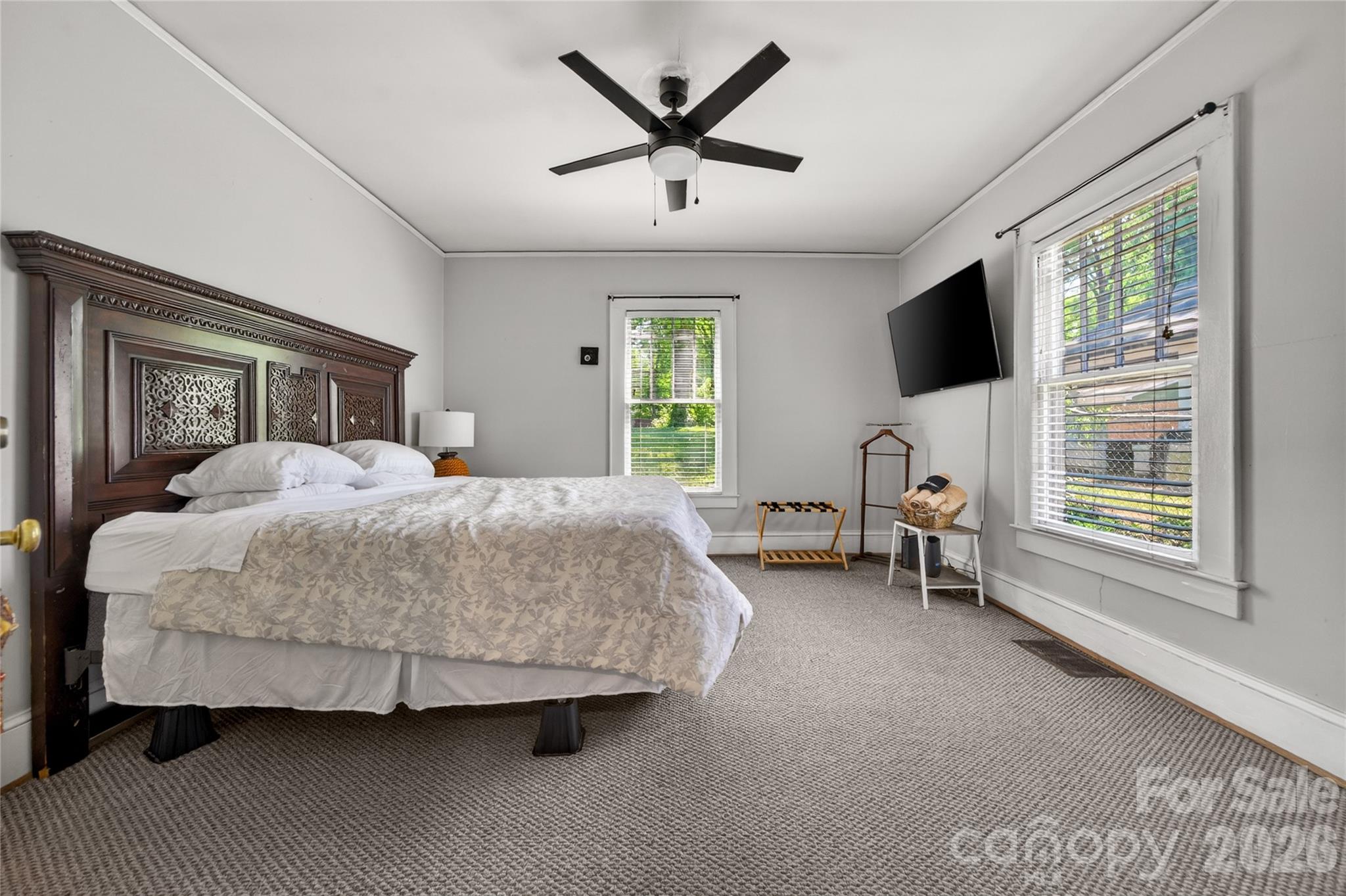 405 Walnut Avenue — Charlotte