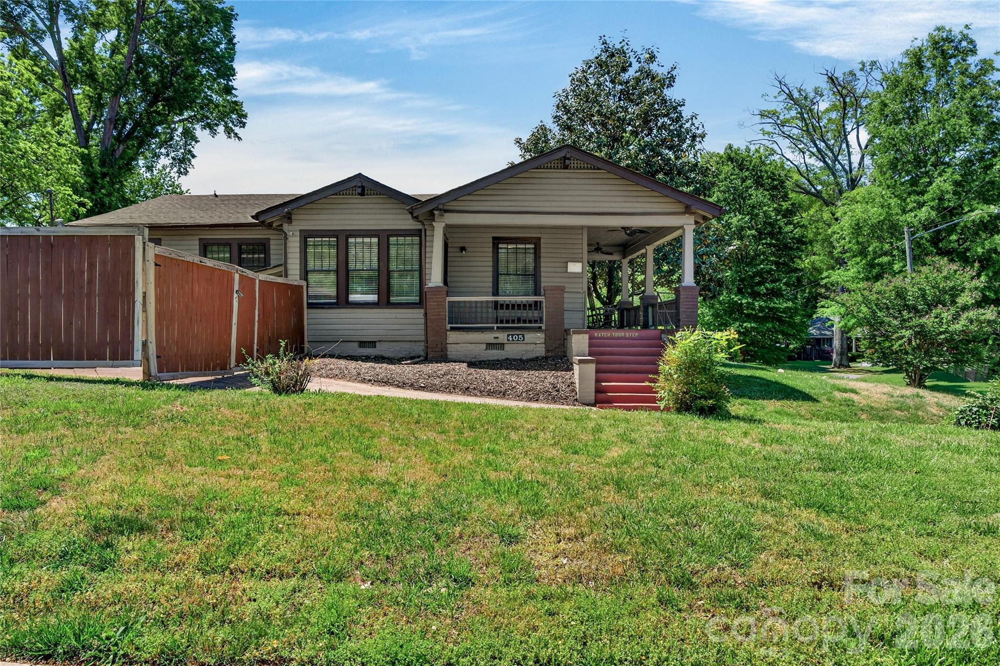 405 Walnut Avenue — Charlotte