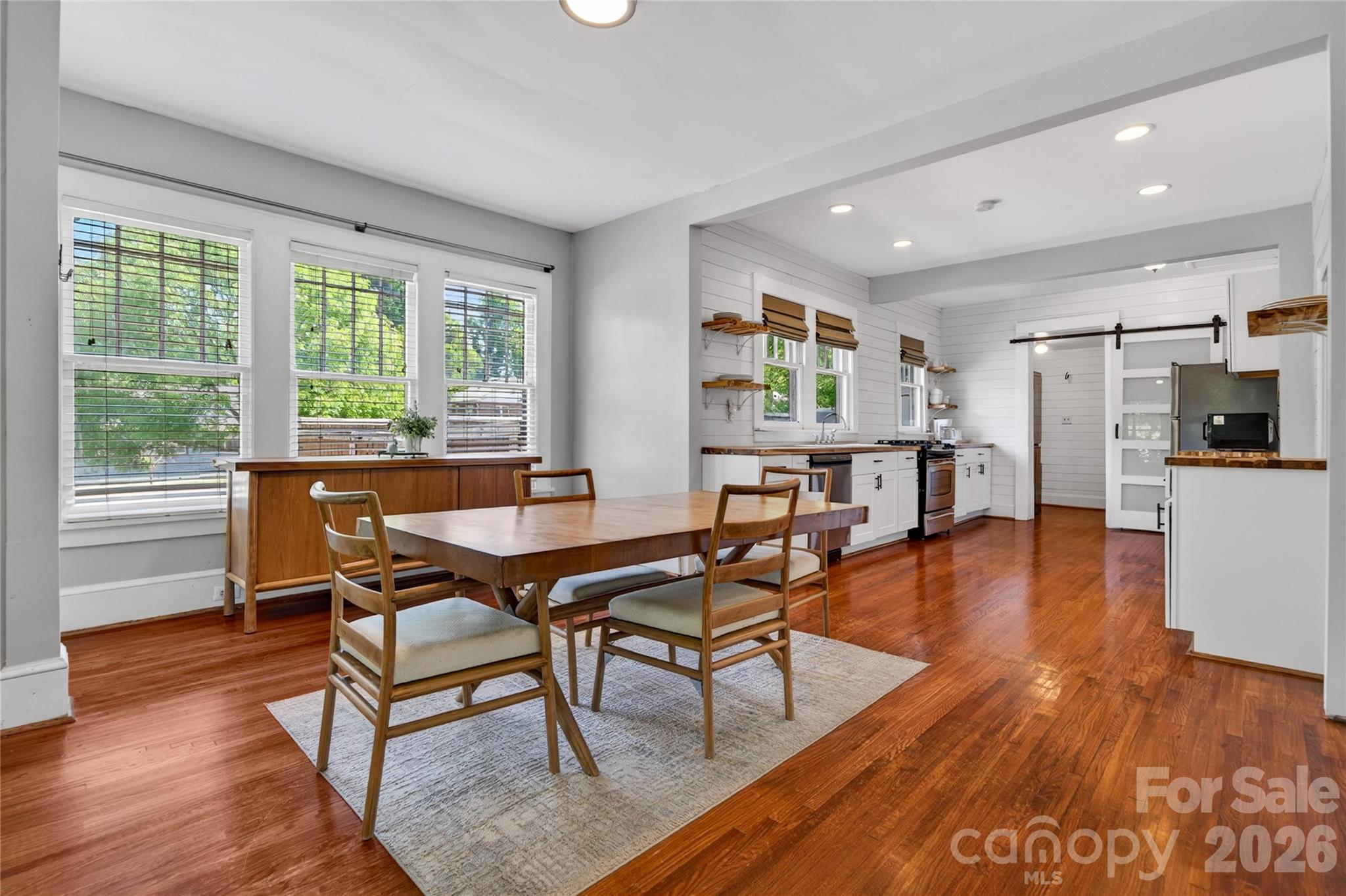 405 Walnut Avenue — Charlotte
