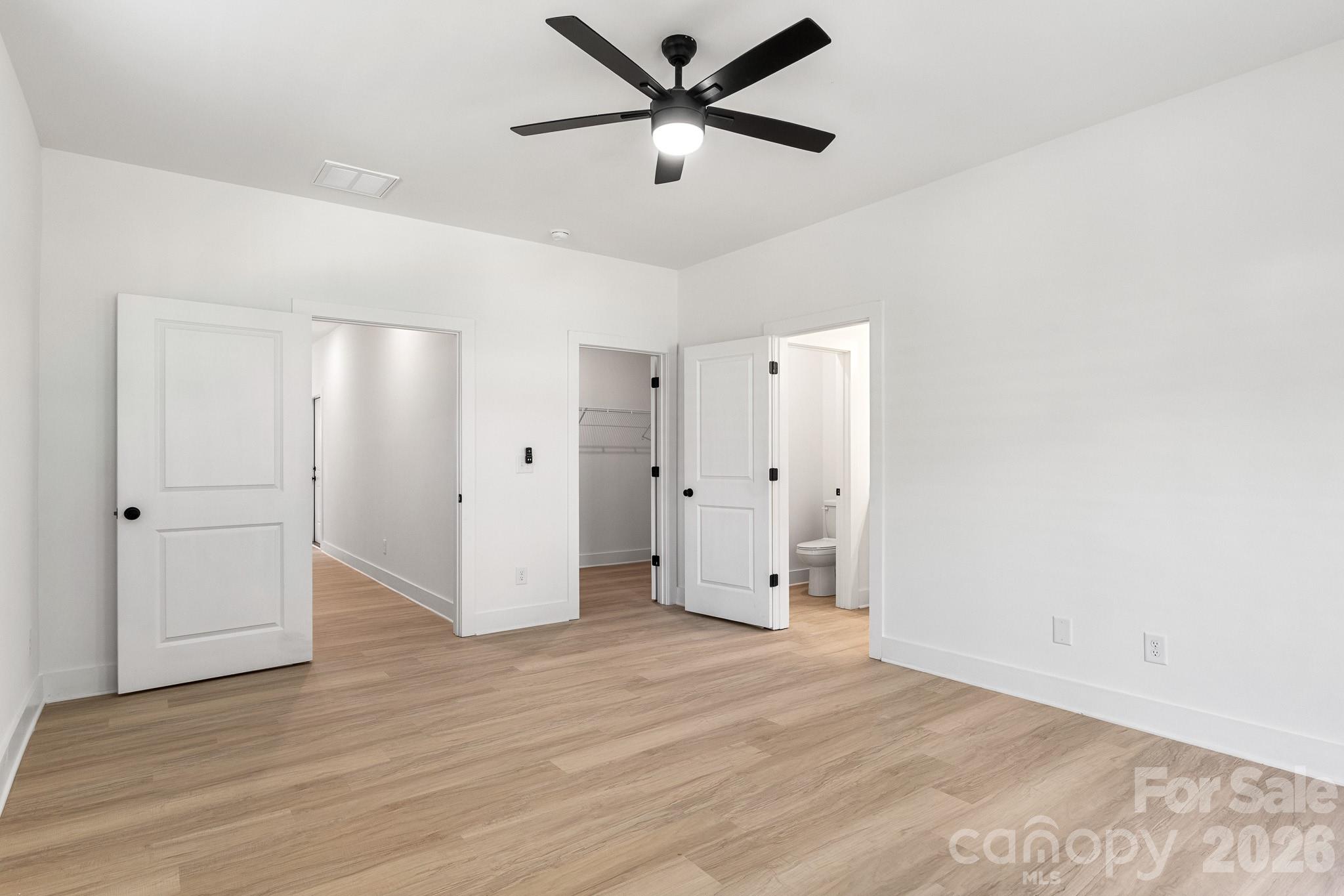 2522 Deherradora Avenue — Charlotte