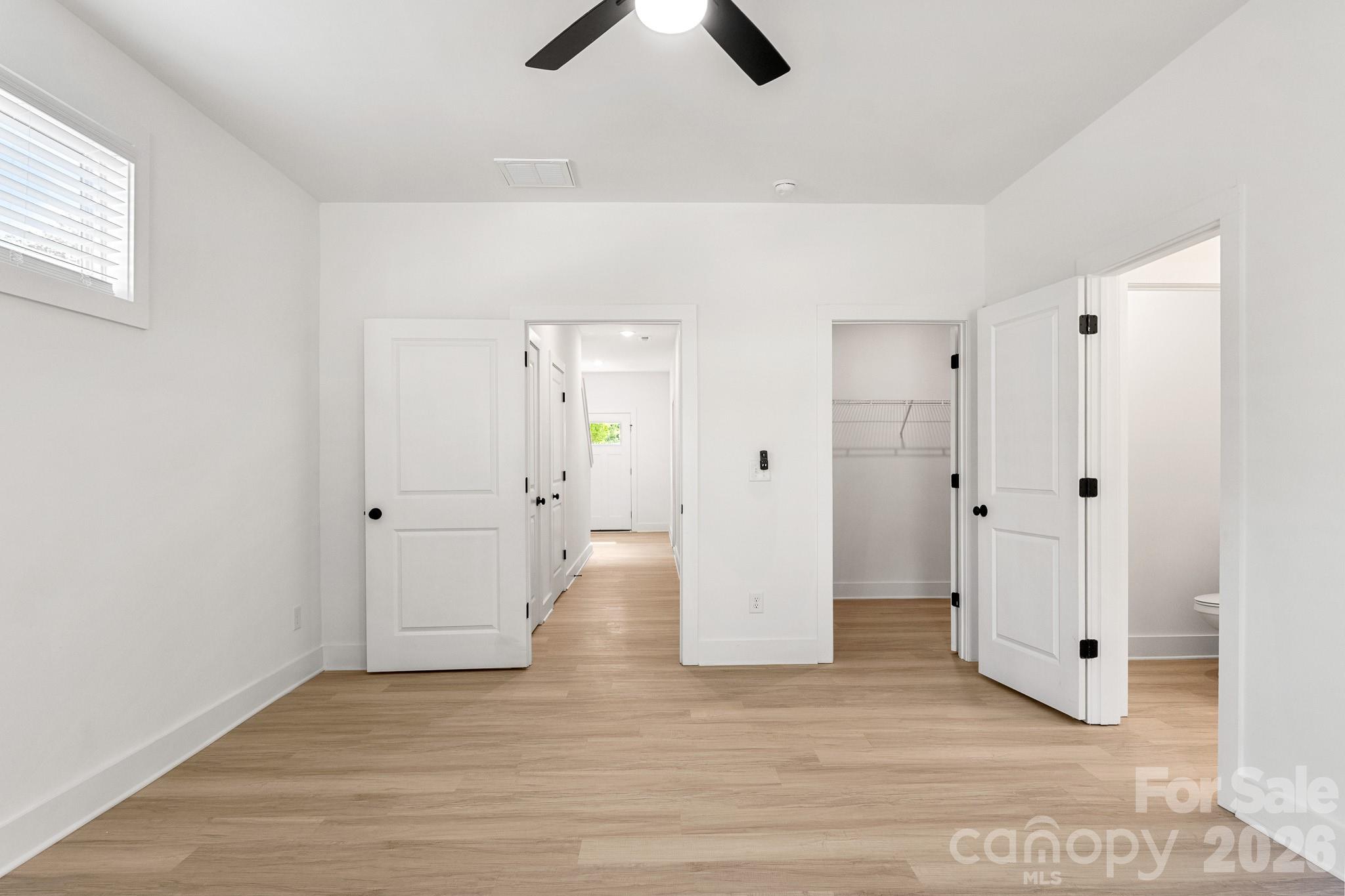 2522 Deherradora Avenue — Charlotte
