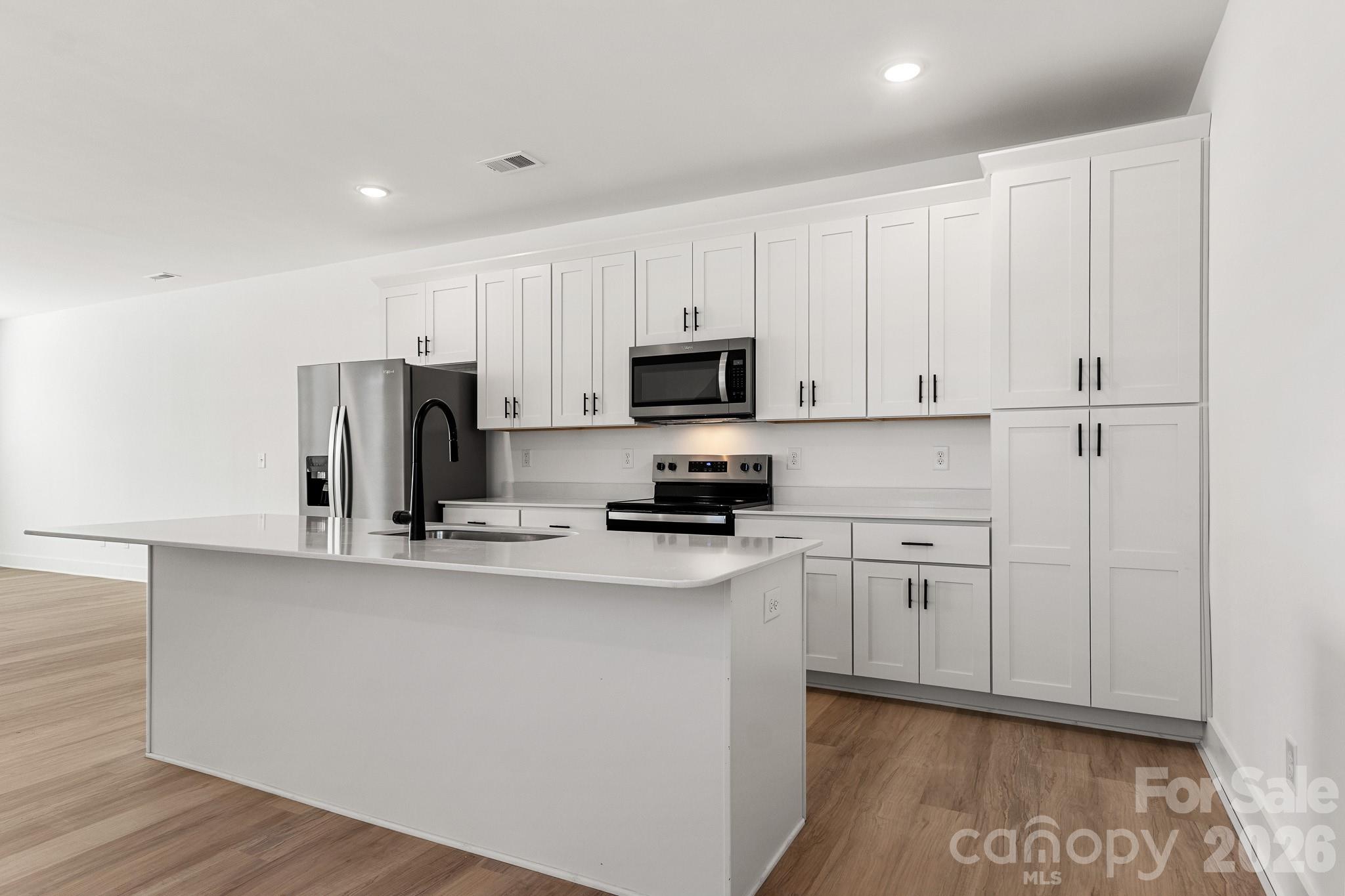 2522 Deherradora Avenue — Charlotte