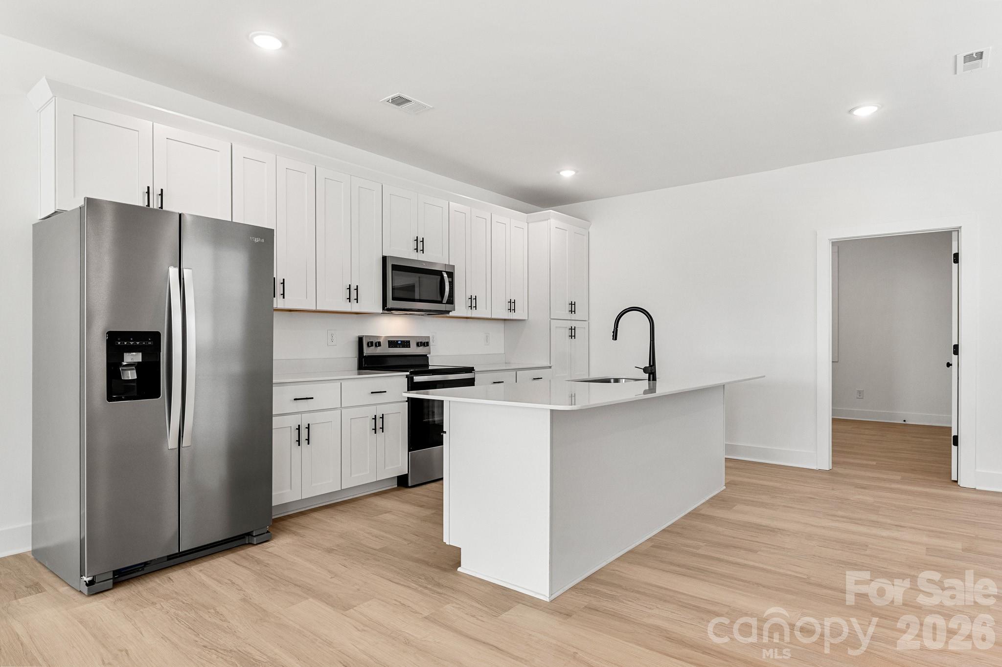 2522 Deherradora Avenue — Charlotte