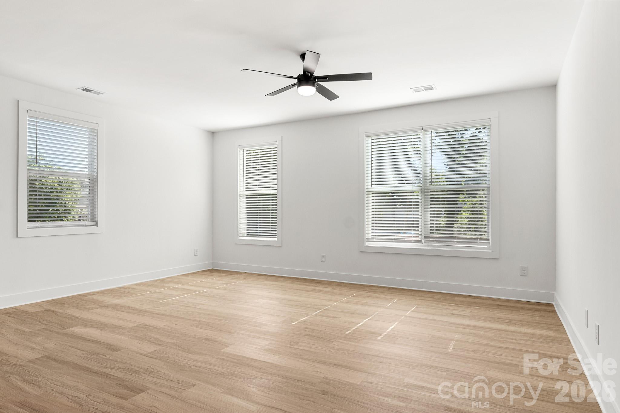 2522 Deherradora Avenue — Charlotte