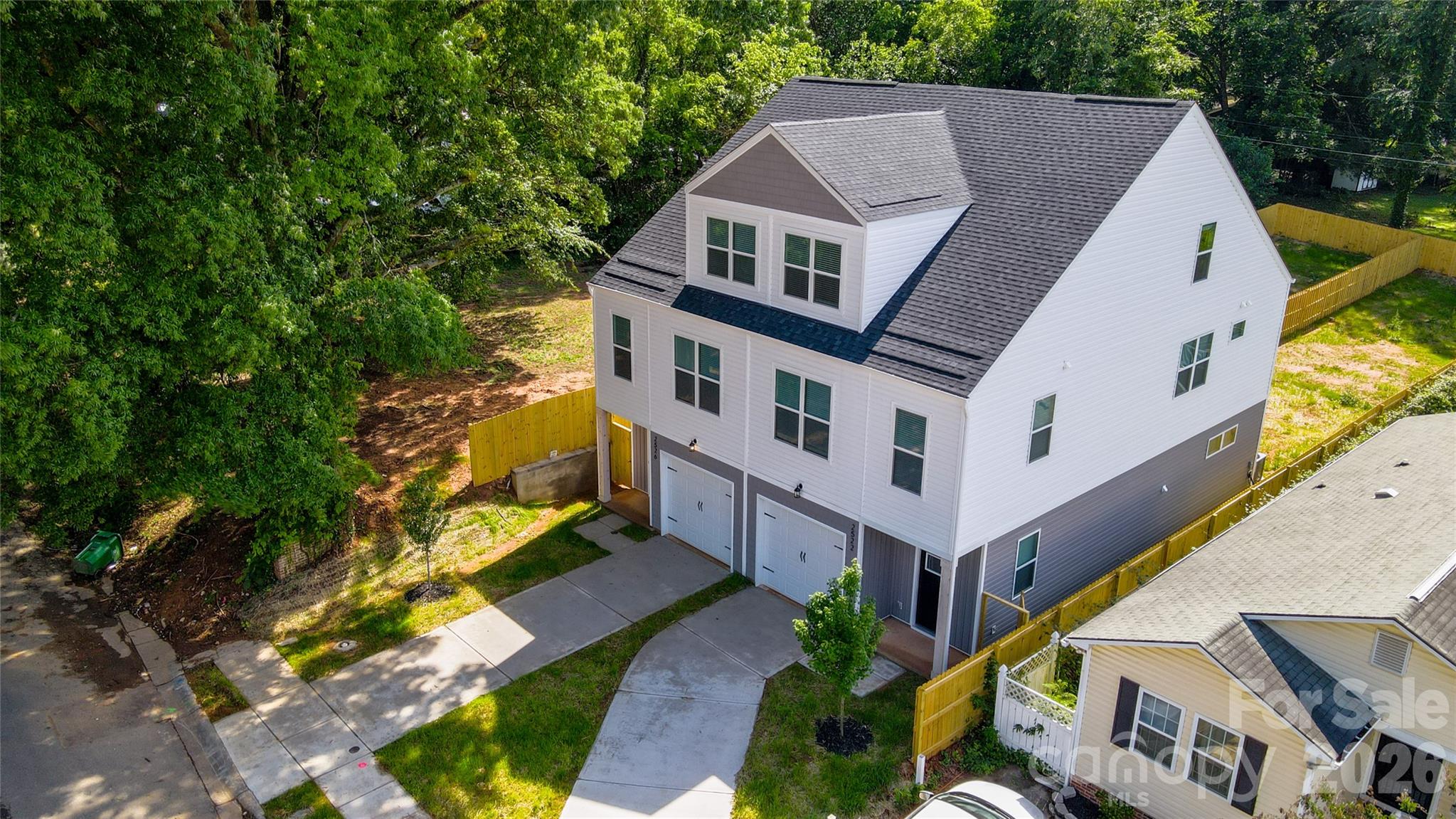 2522 Deherradora Avenue — Charlotte