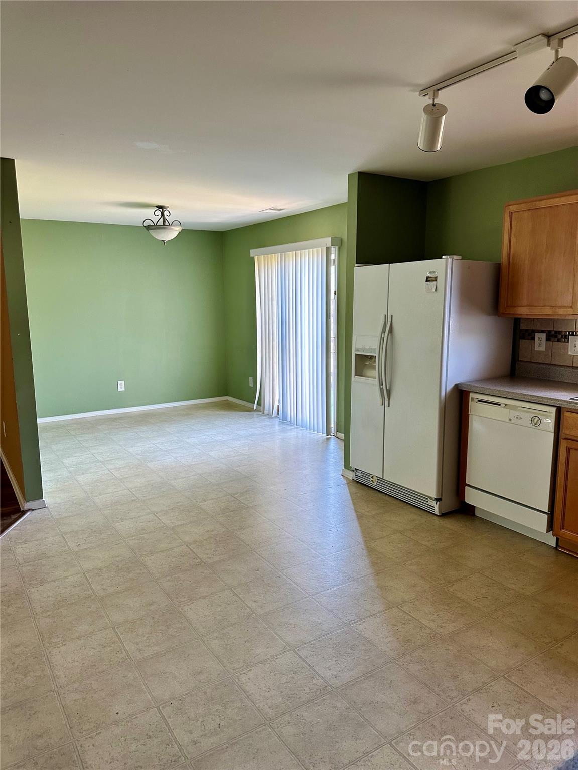 4722 Mortonhall Road — Charlotte