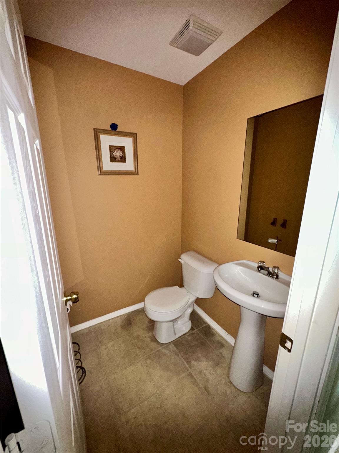 4722 Mortonhall Road — Charlotte