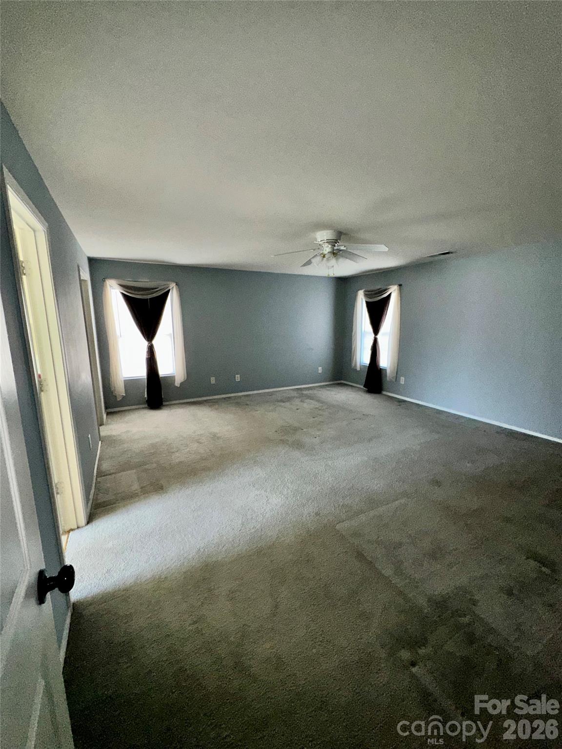 4722 Mortonhall Road — Charlotte