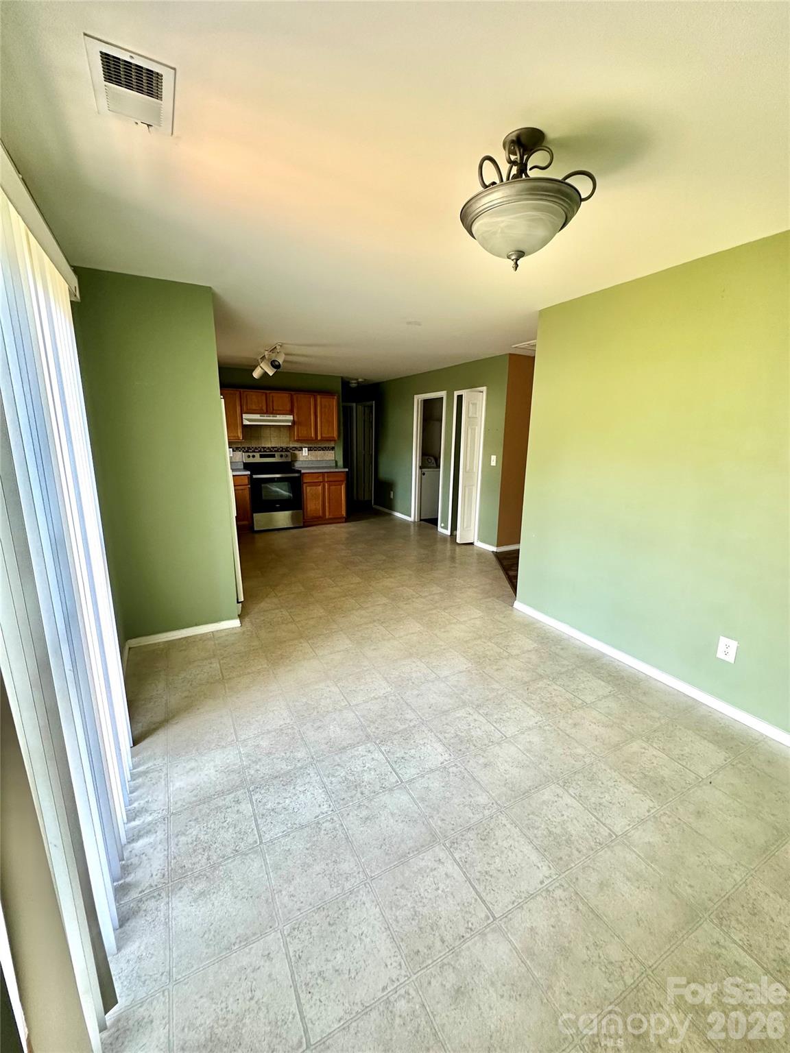 4722 Mortonhall Road — Charlotte