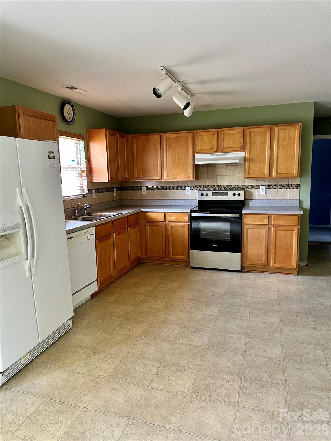 4722 Mortonhall Road — Charlotte