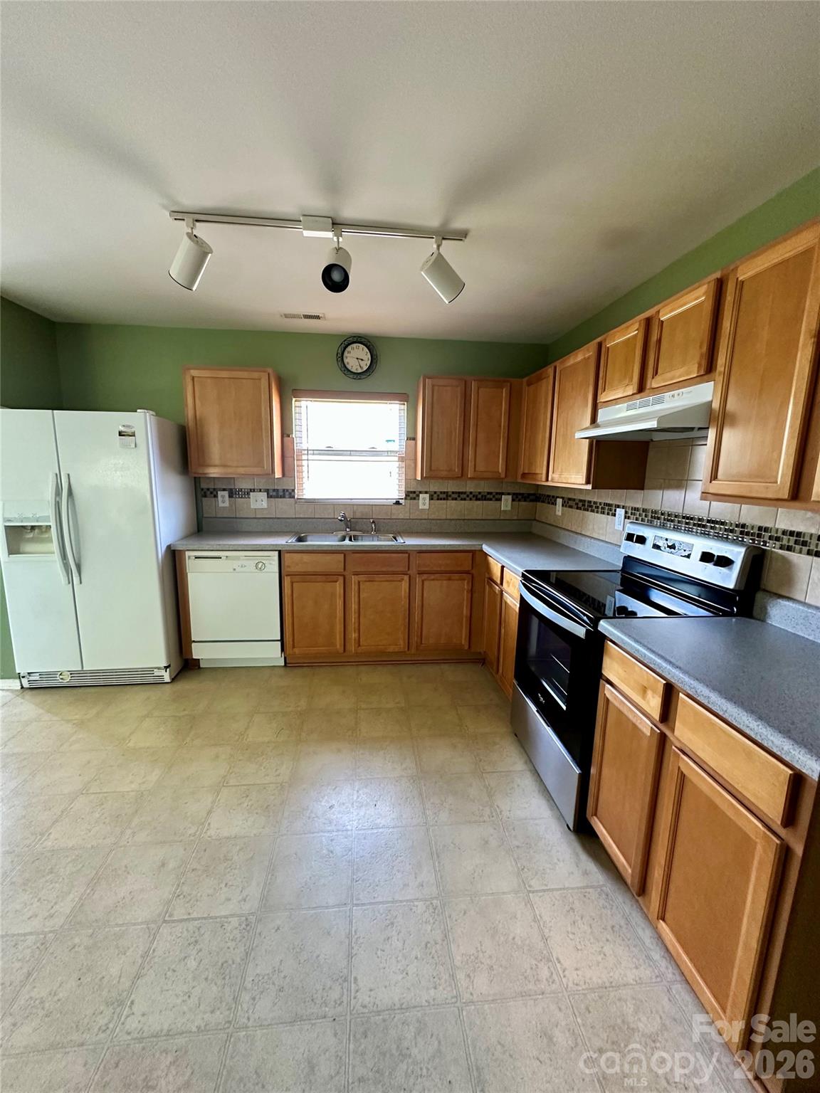 4722 Mortonhall Road — Charlotte