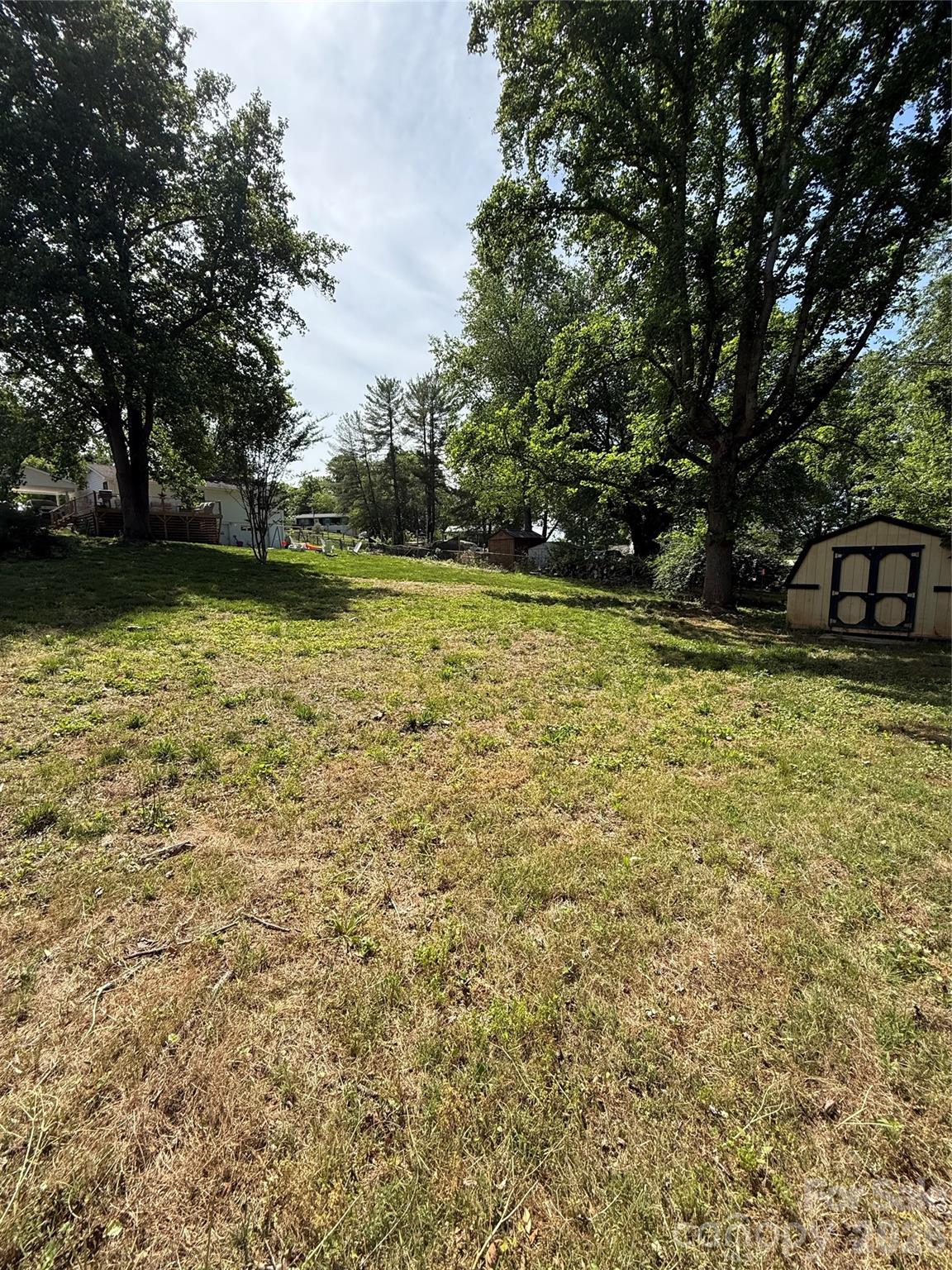 3678 Vantage Heights Circle — Lenoir