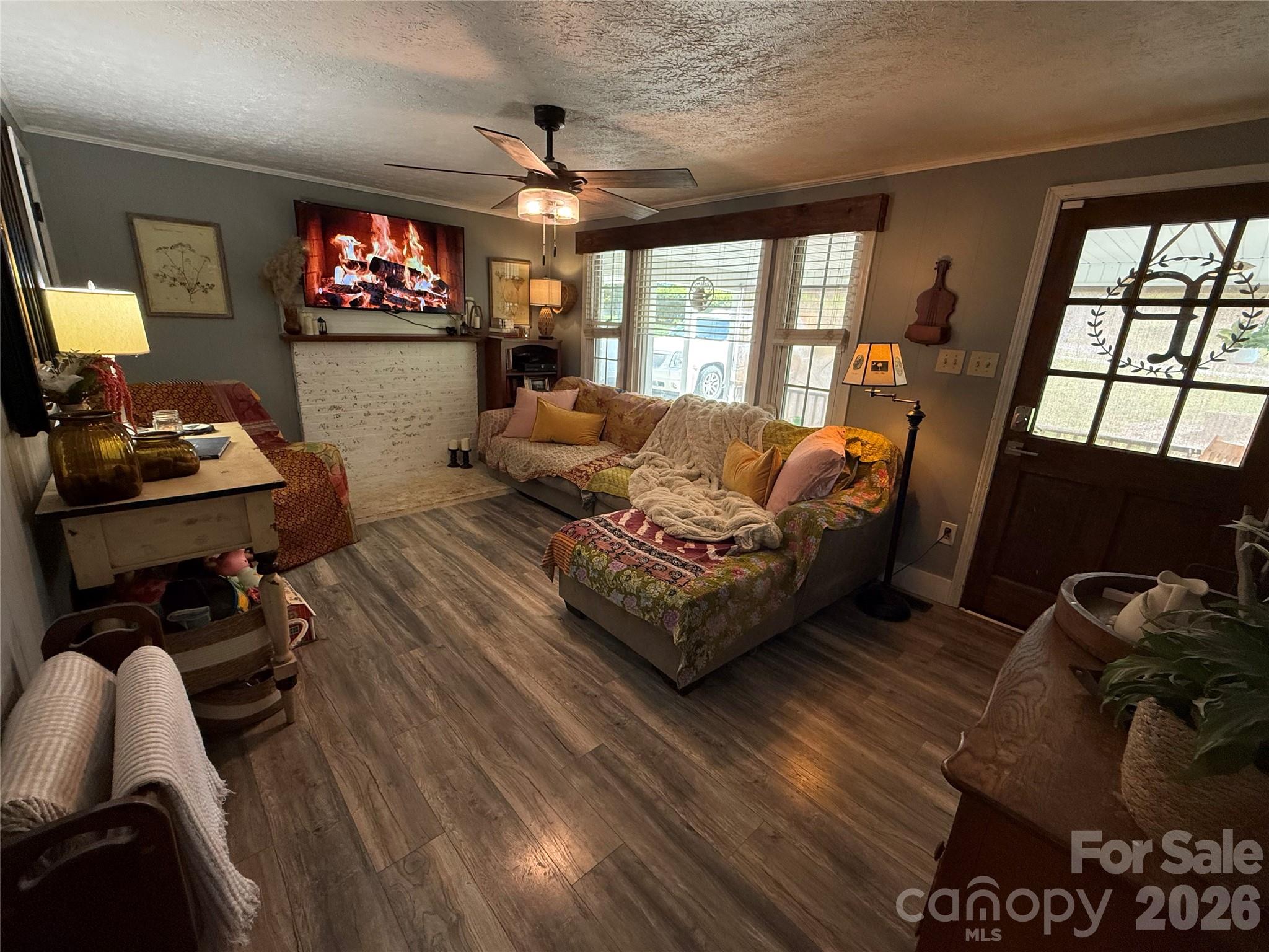 3678 Vantage Heights Circle — Lenoir