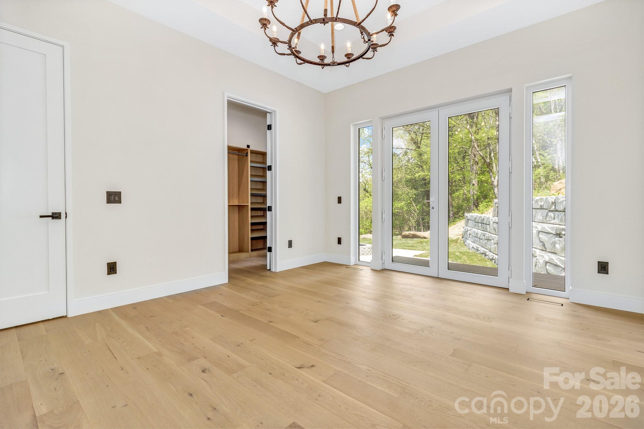 134 View Ridge Parkway — Leicester