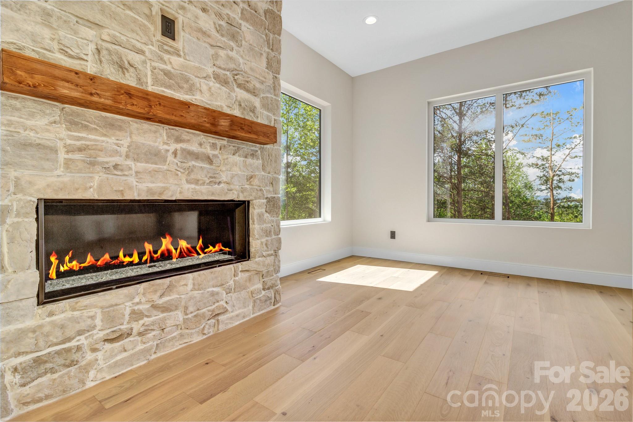 134 View Ridge Parkway — Leicester