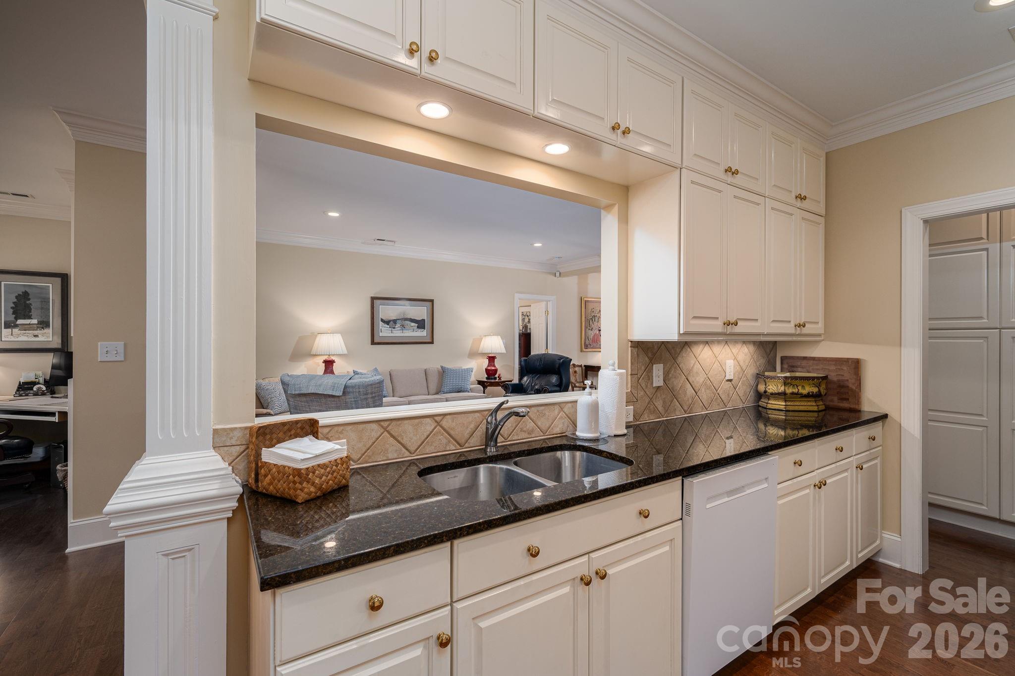 1634 Elkhart Circle #31 — Gastonia