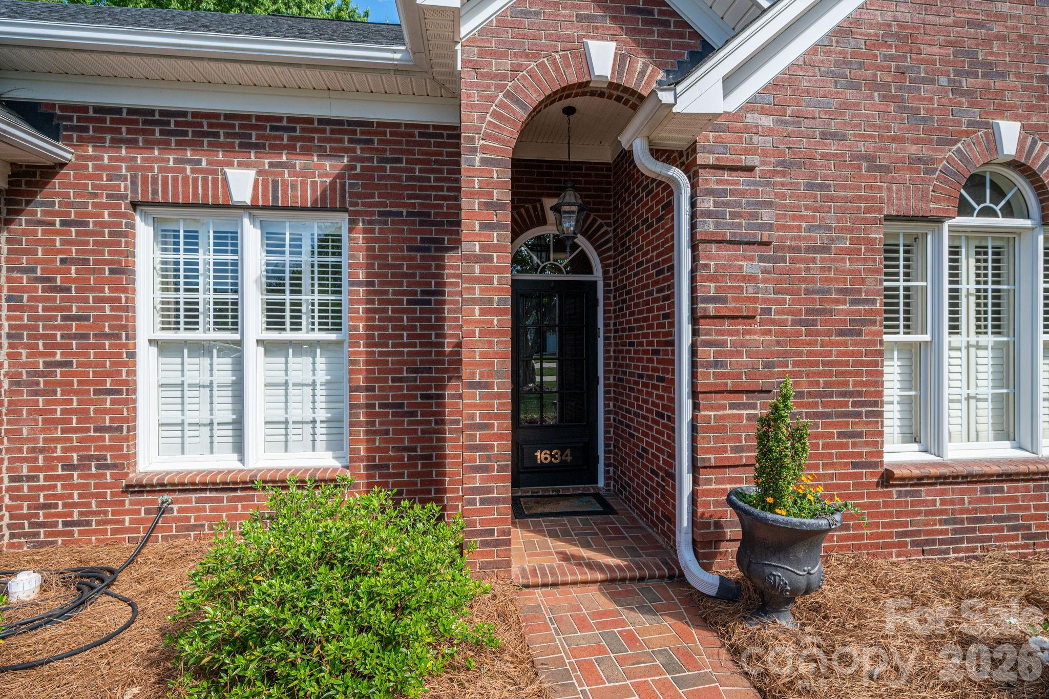 1634 Elkhart Circle #31 — Gastonia