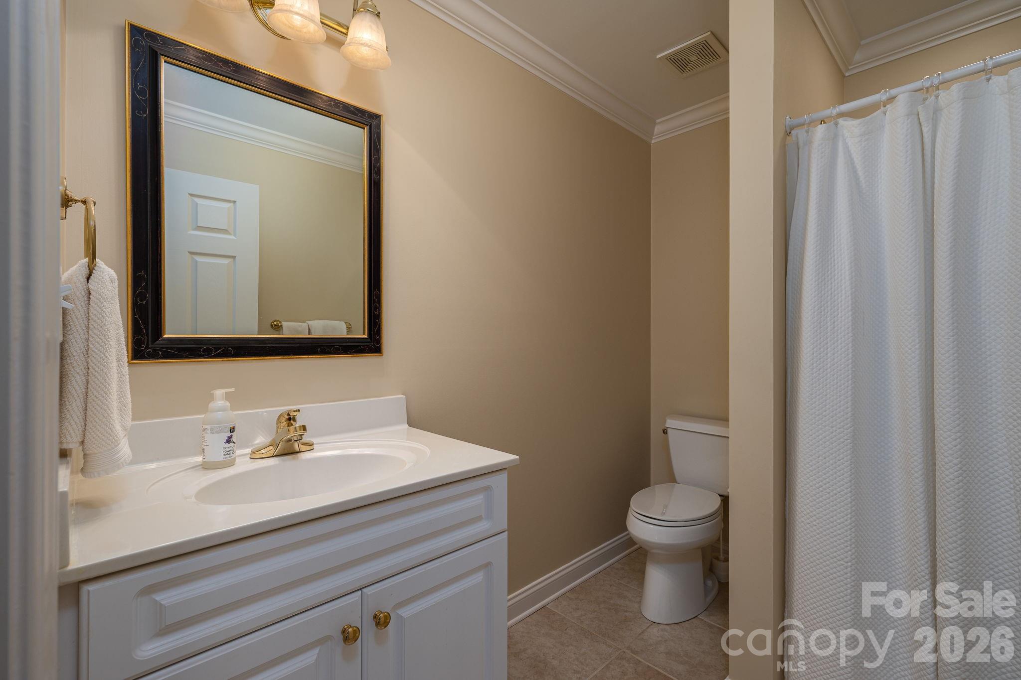 1634 Elkhart Circle #31 — Gastonia