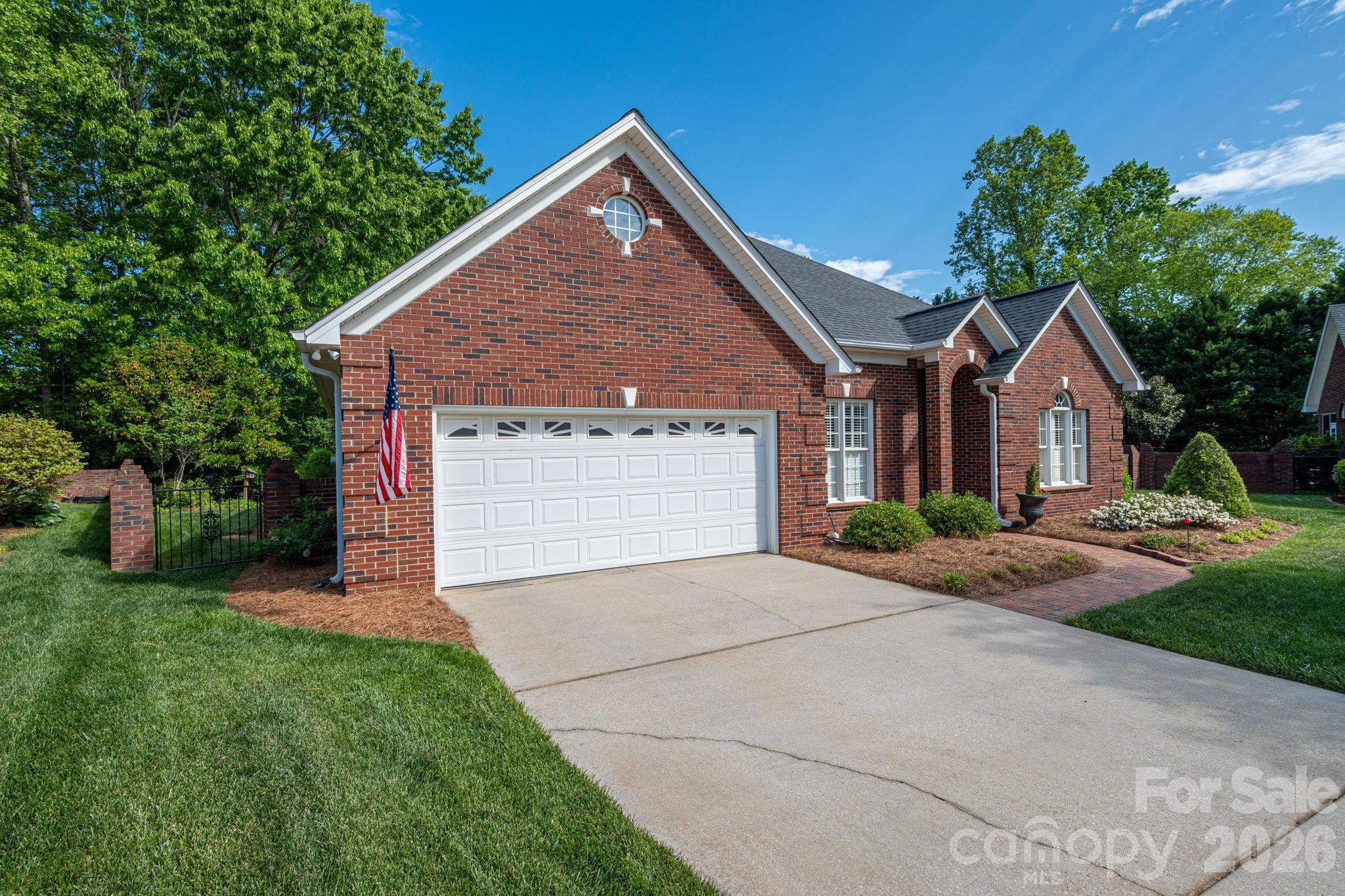 1634 Elkhart Circle #31 — Gastonia
